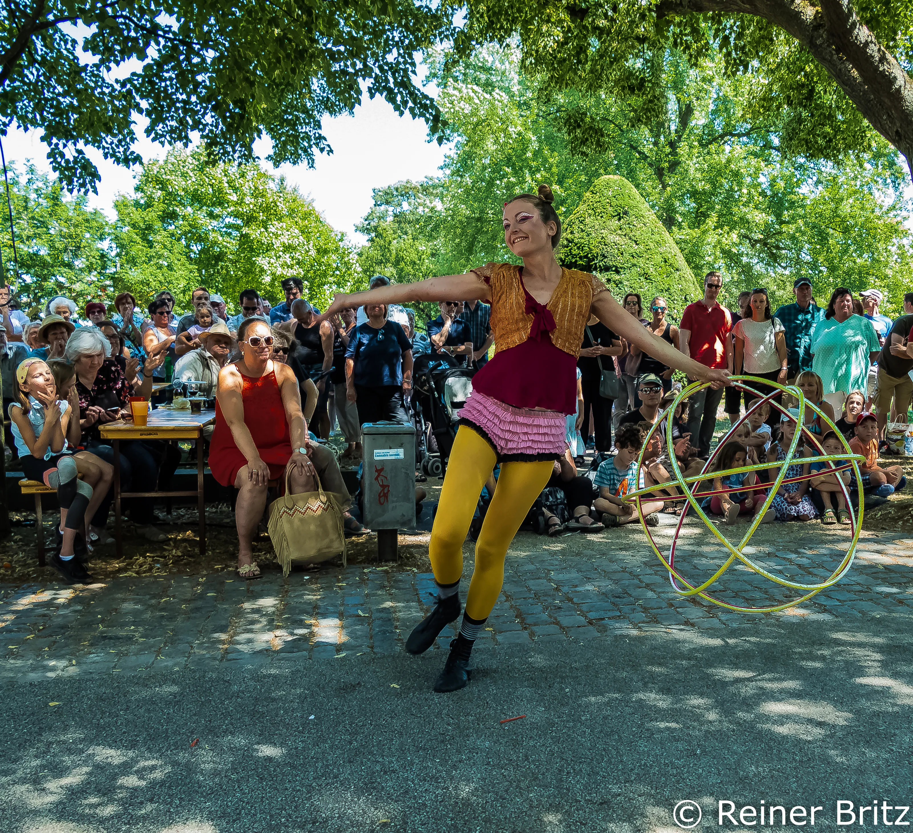 Street Theatre and Dance