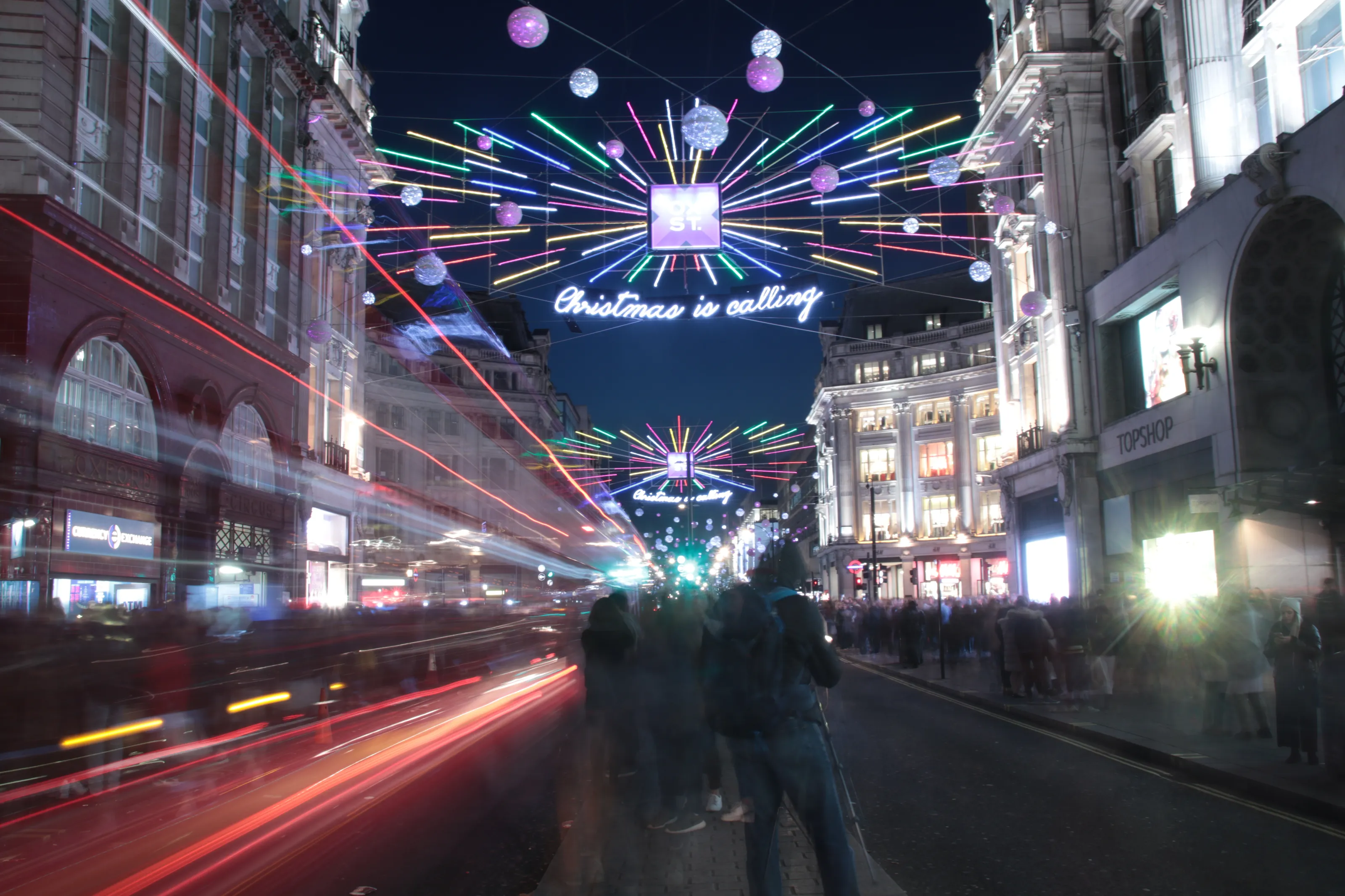 Non-residential Christmas Illuminations in Colour