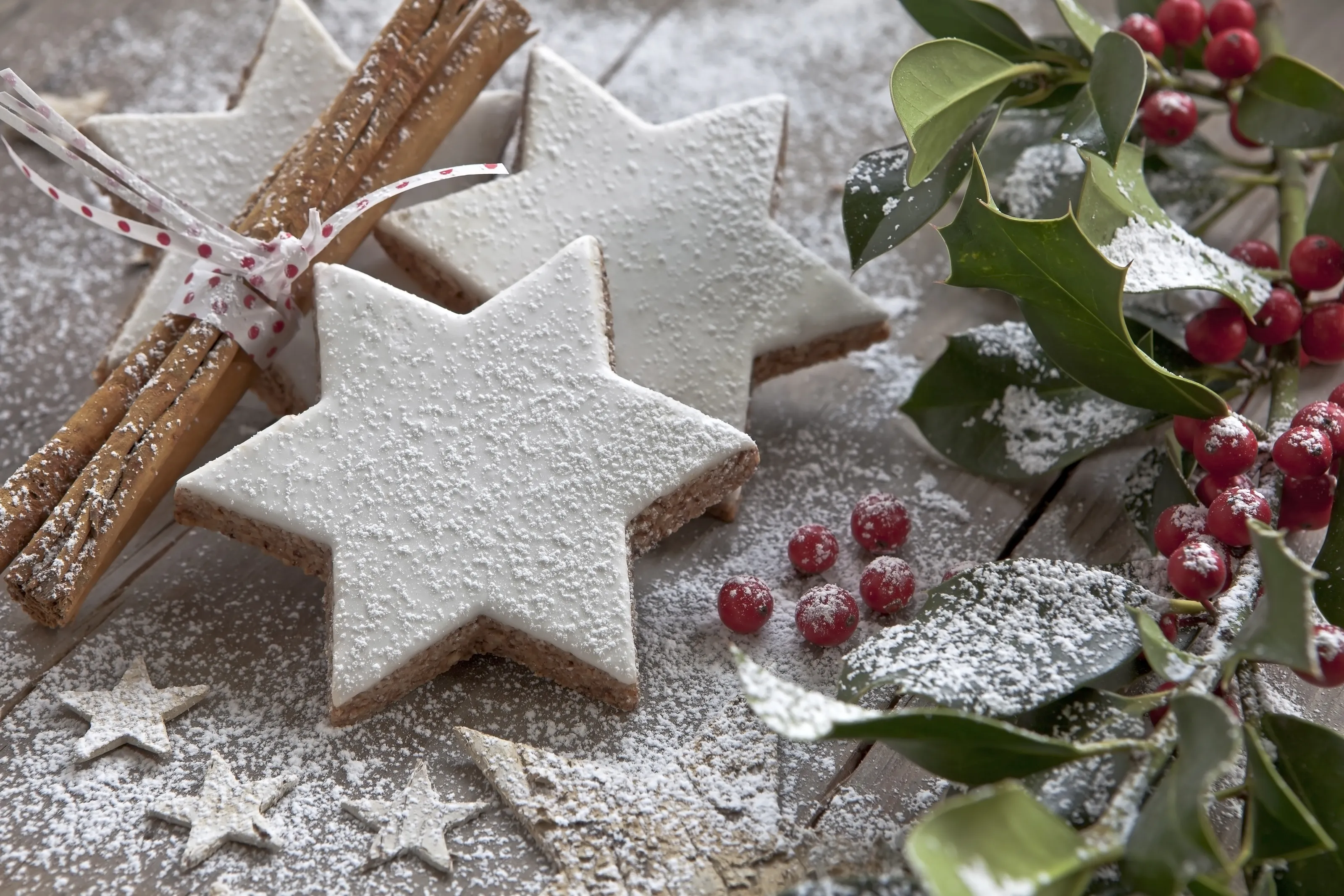 Christmas food and drink