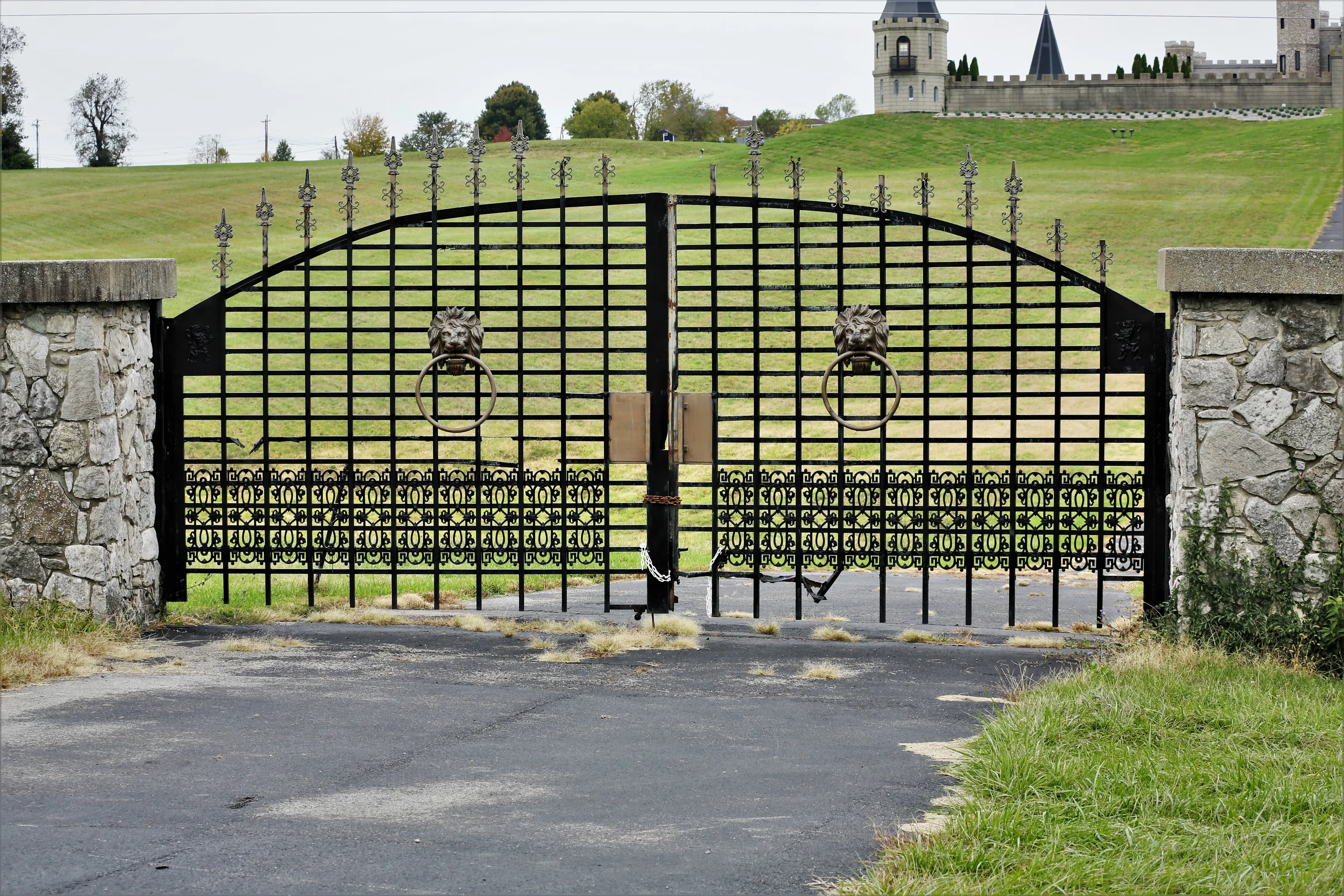 Picturesque Gates