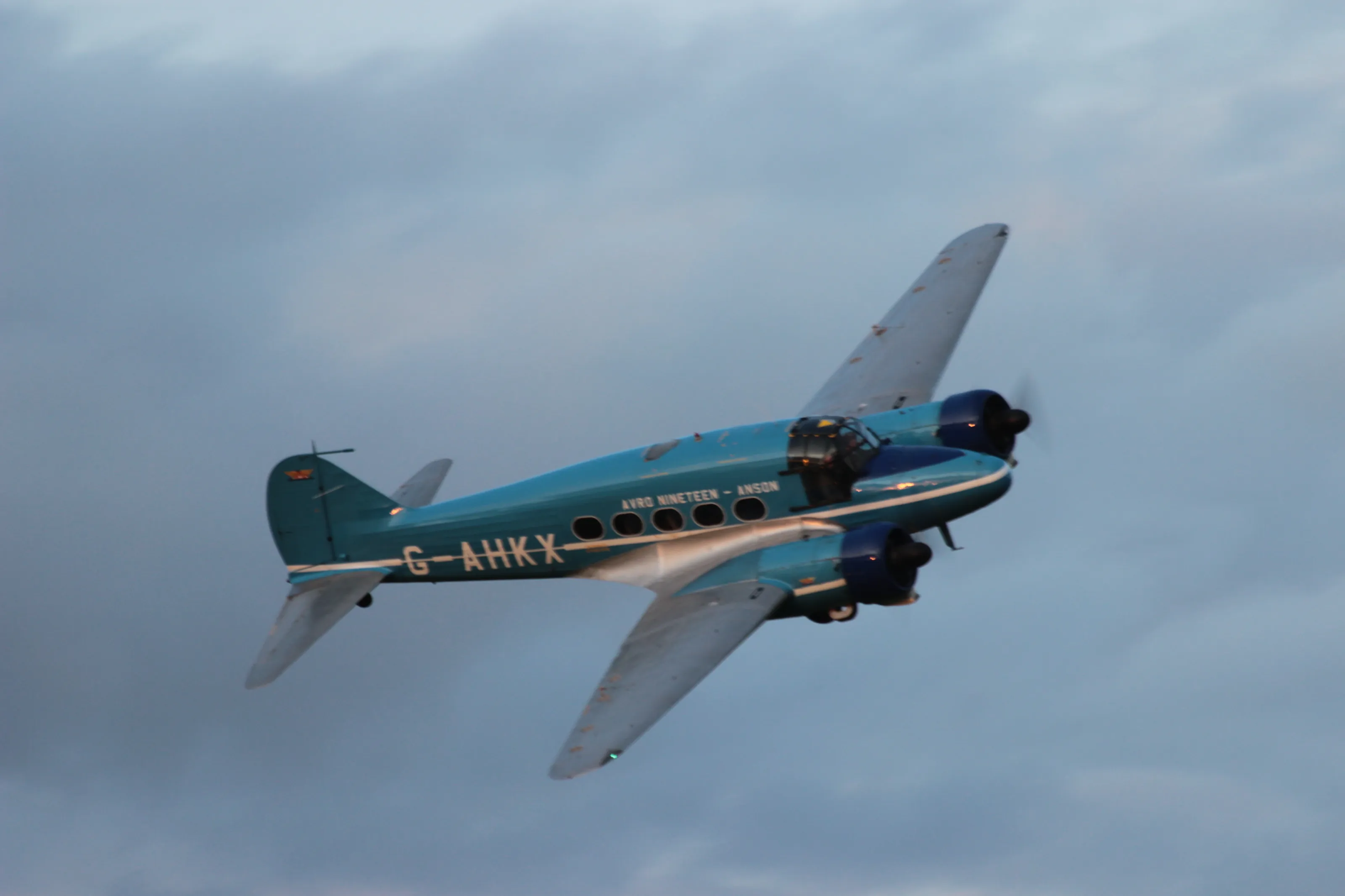 Aircraft with Propellers (No Jets)