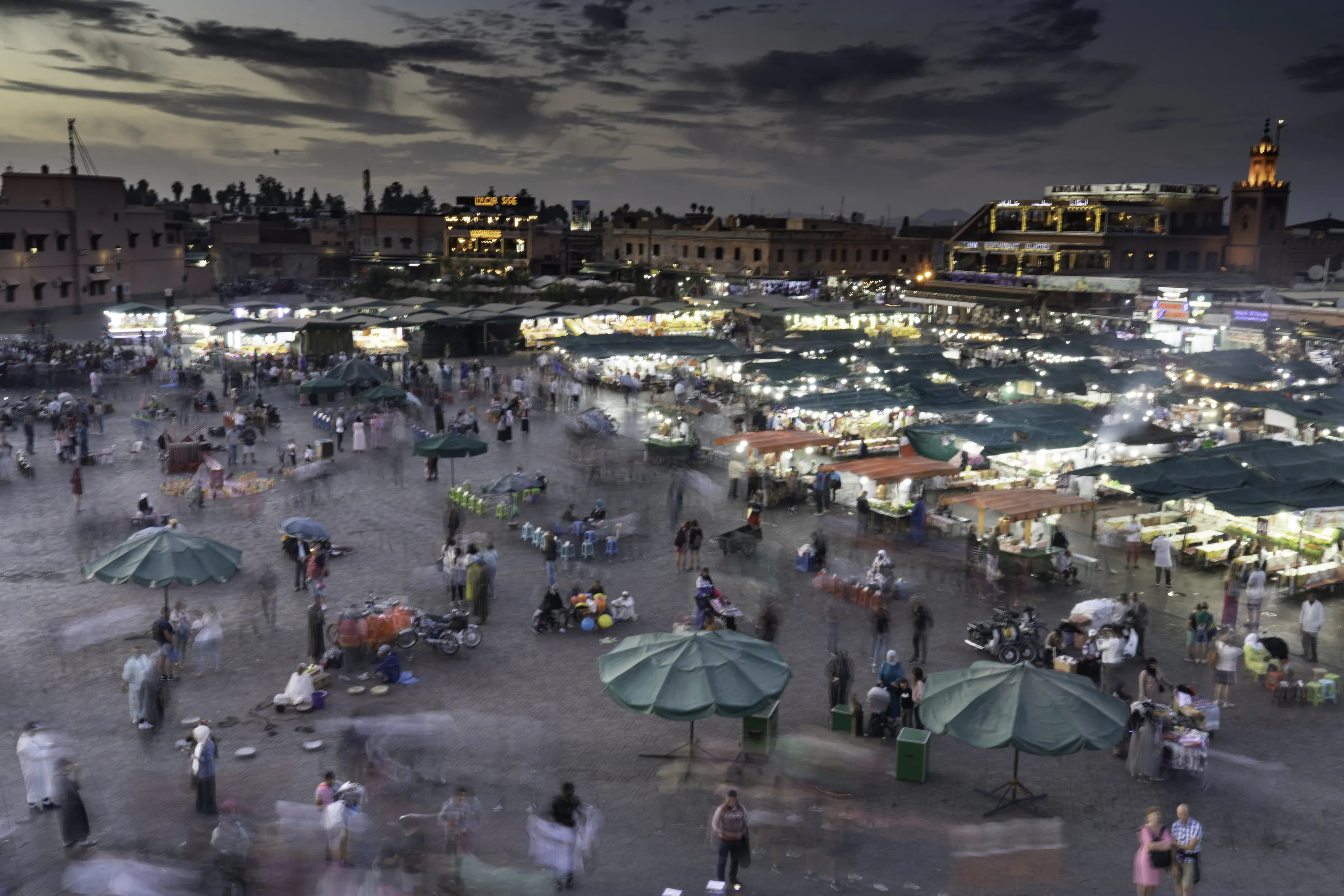 Low Light, Long Exposure and Movement