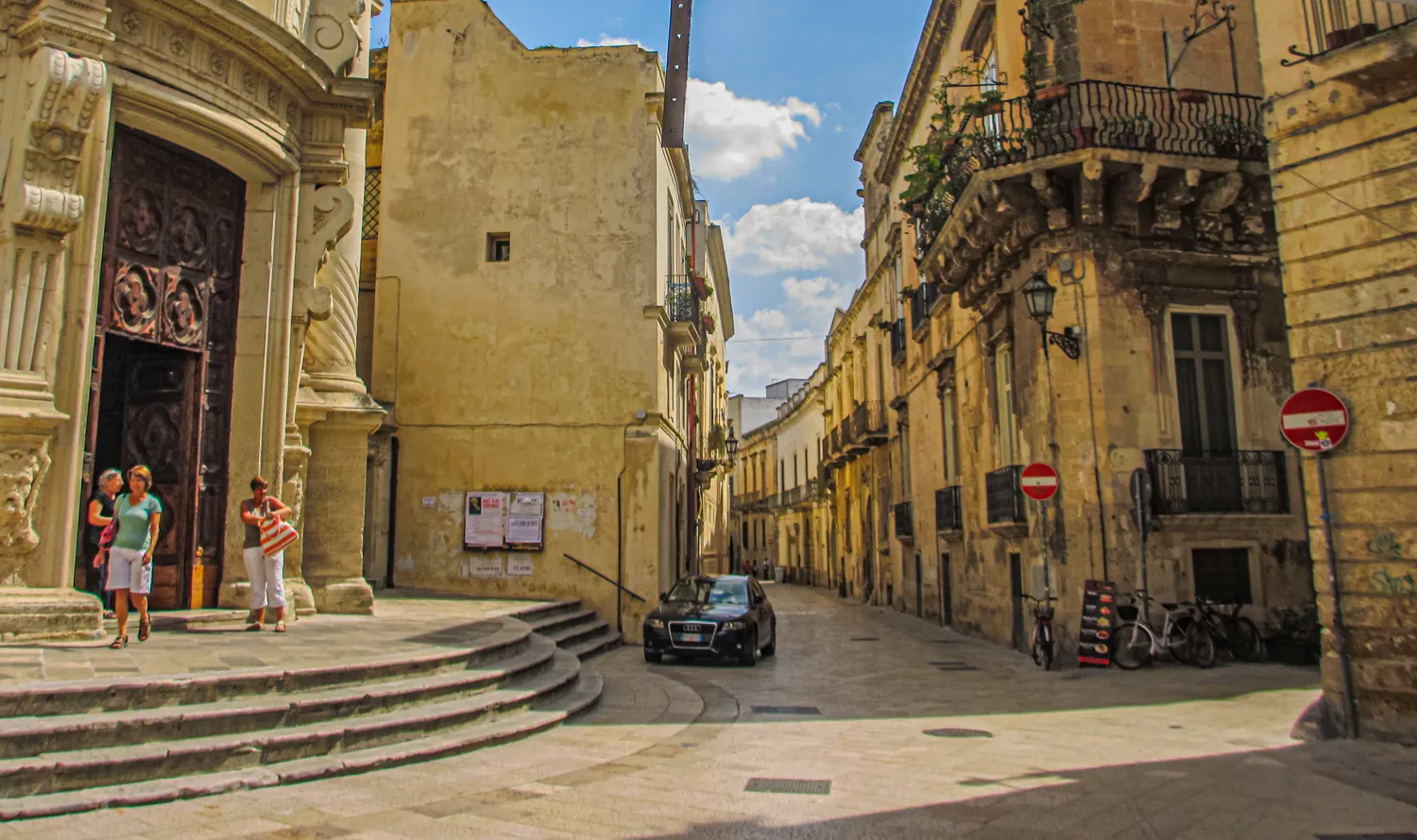 Narrow Streets and Alleys in the Old Town