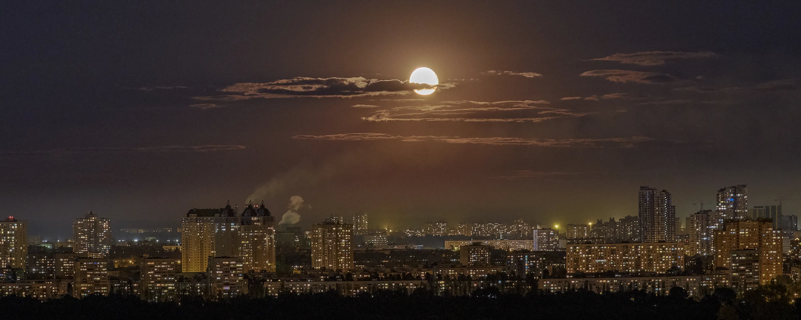 Full Moon Cityscapes