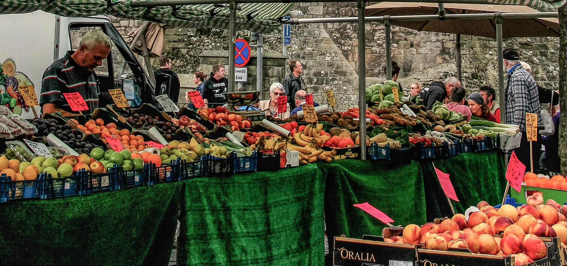Outdoor Fruit and Vegetable Markets