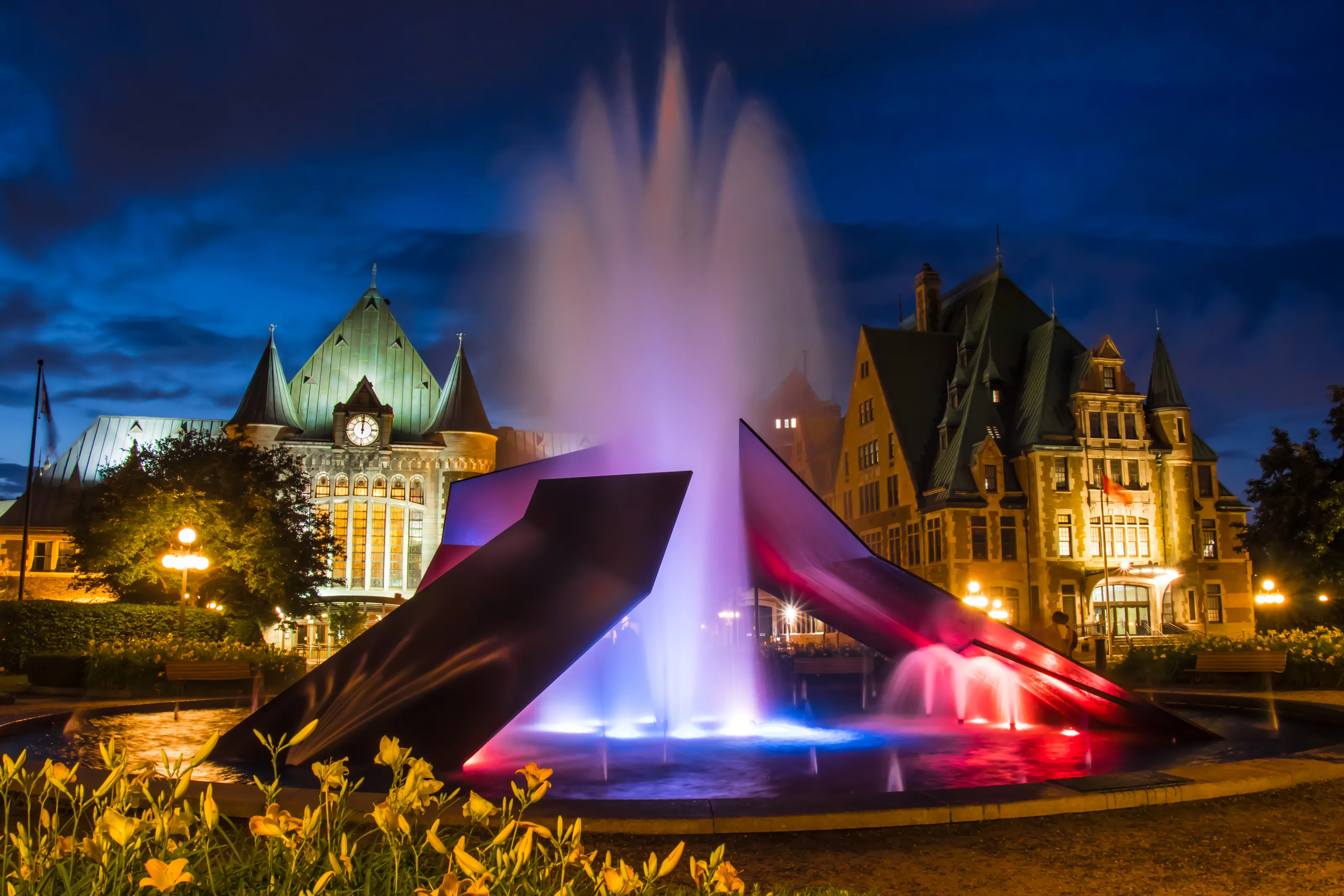In Quebec (exteriors only)