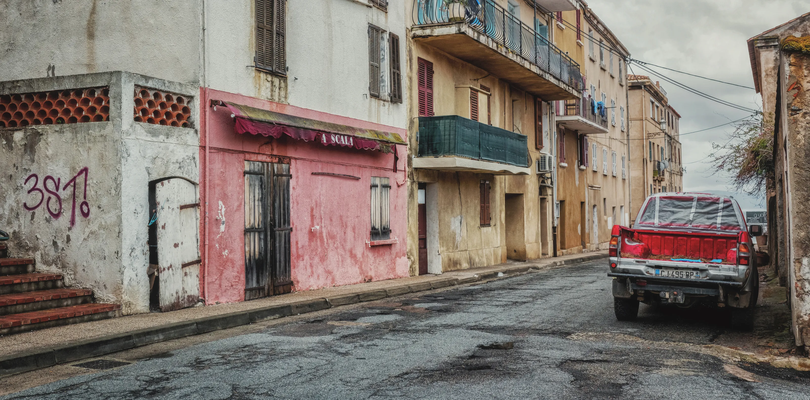 Mundane Urban Streets