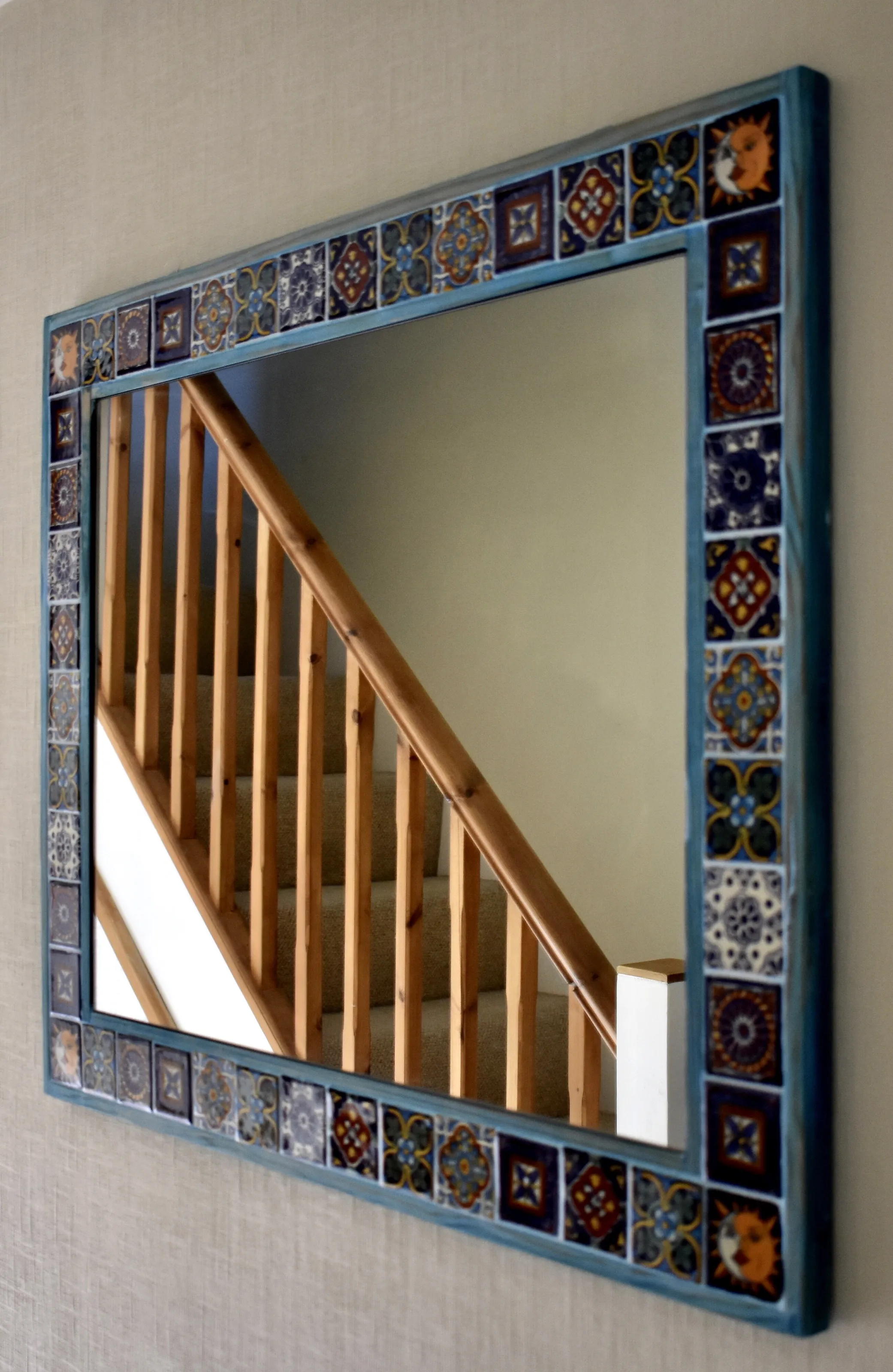 Object in a Mirror (No People or Animals)