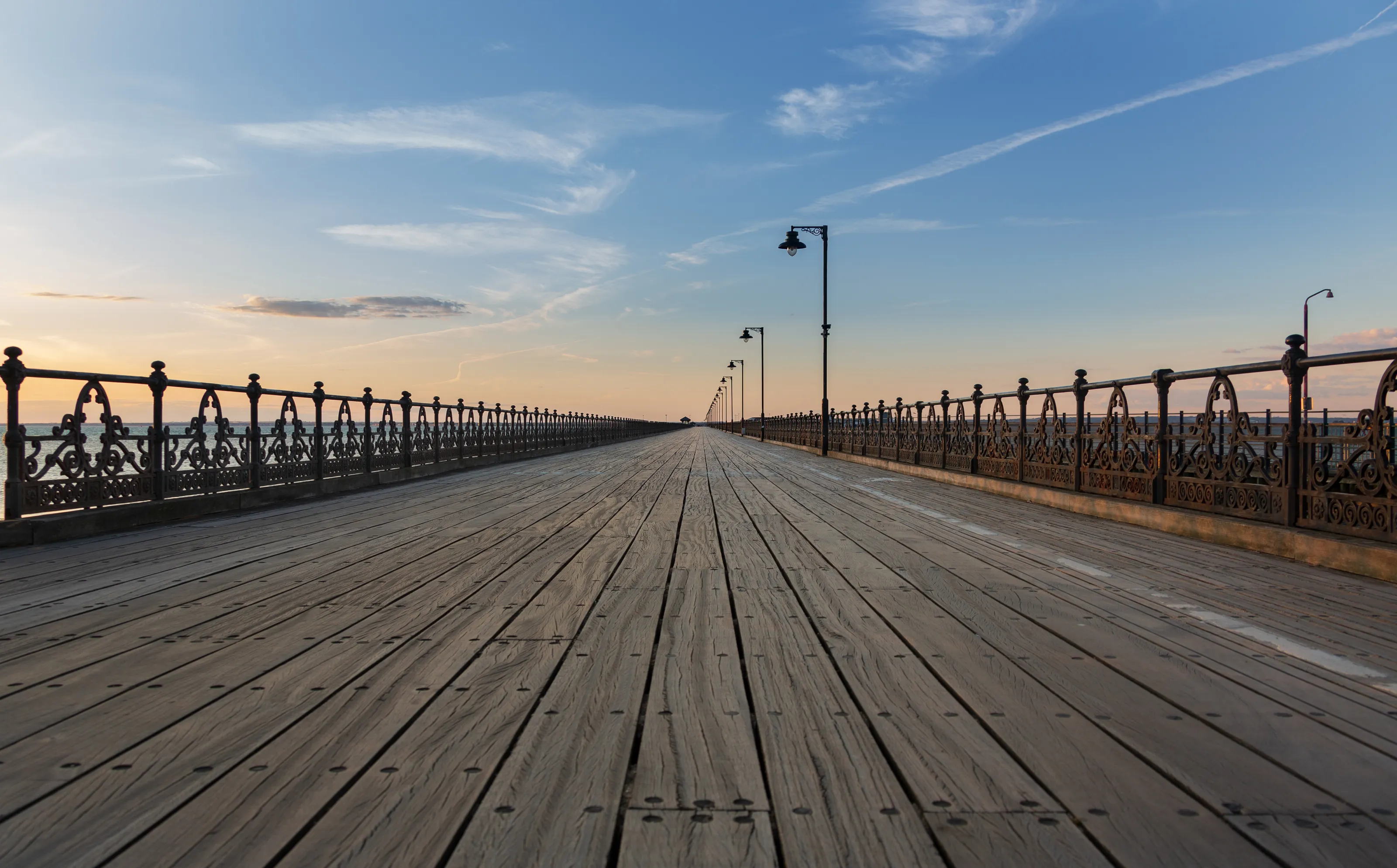 From Here to Eternity: Leading Lines