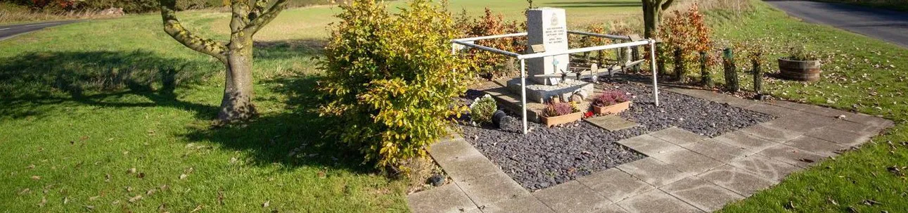 War Memorials - Lest We Forget