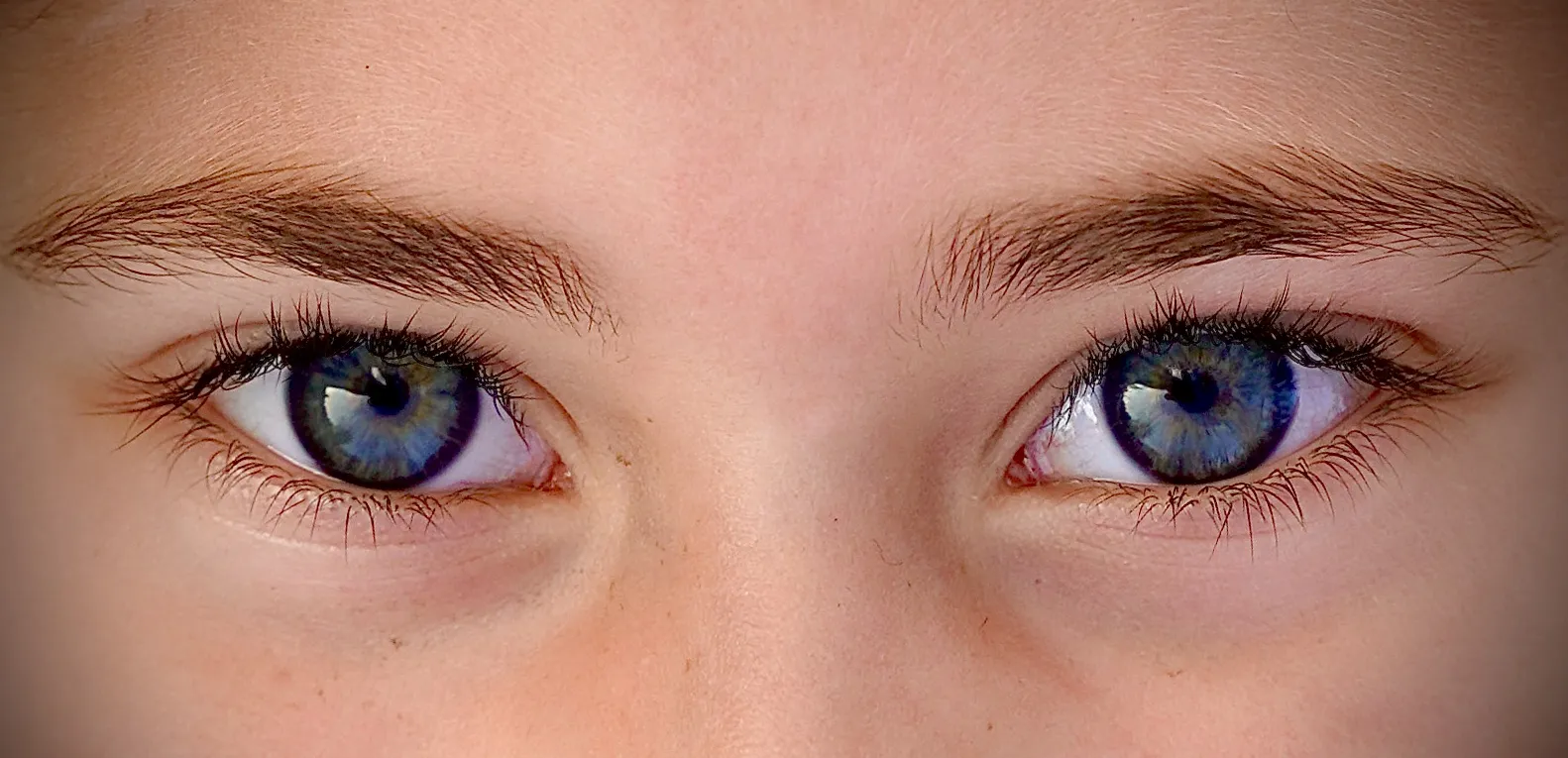 Natural Human Eyes