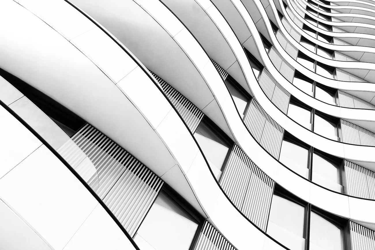 Exteriors of Buildings With Curves