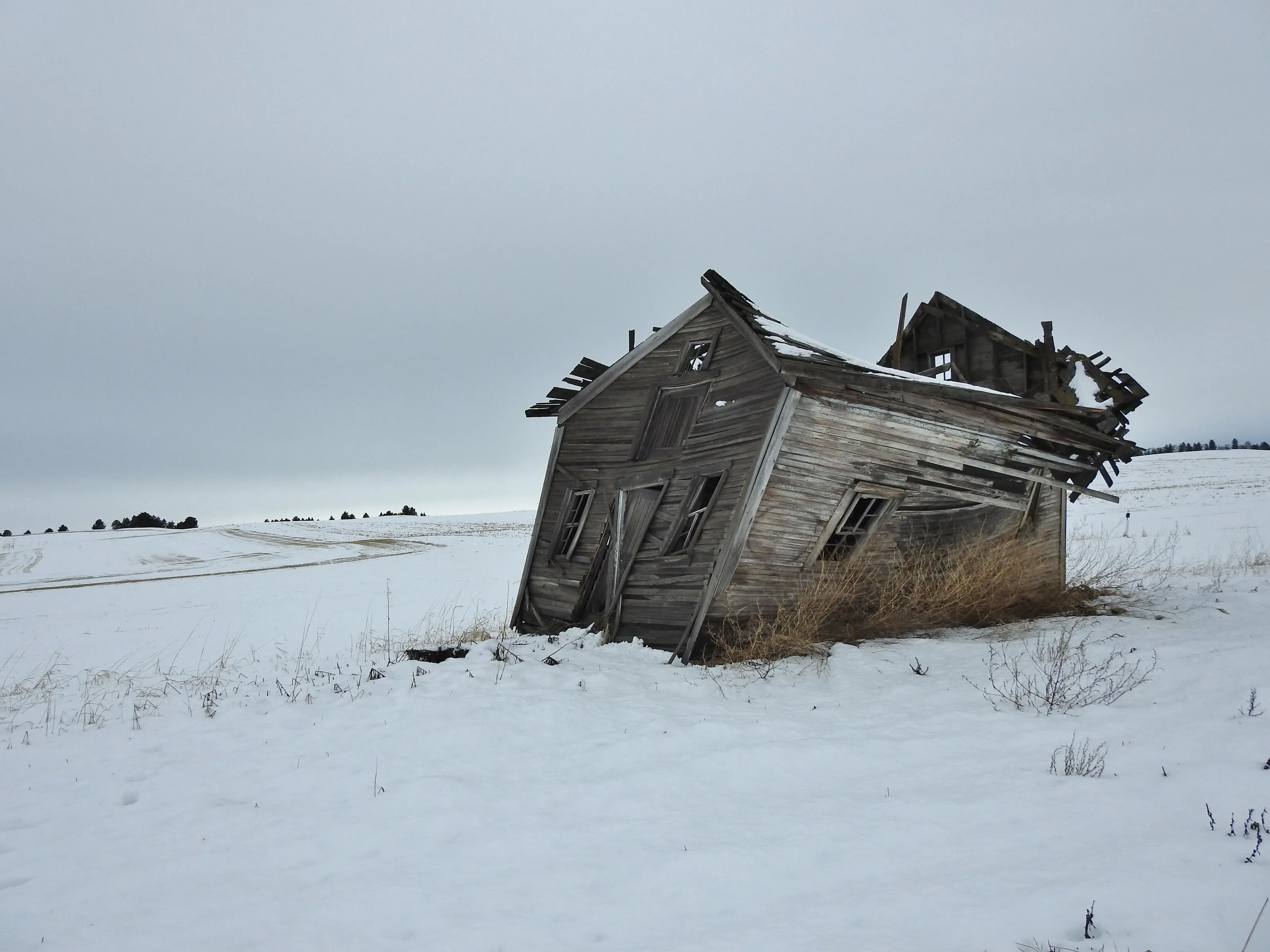 Buildings That Are Falling Down