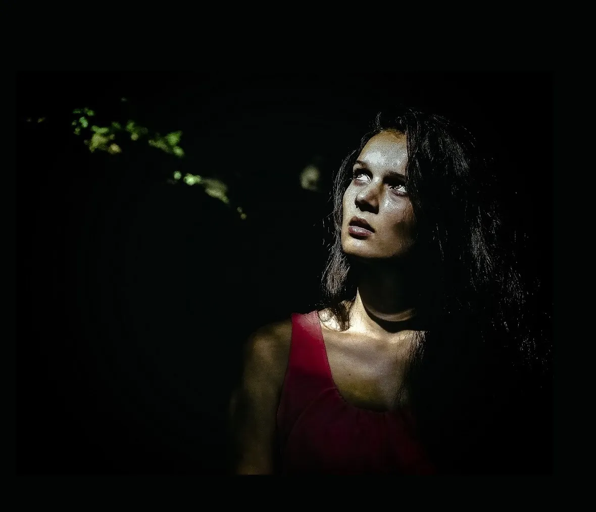 Expressive Young Women (in colour)