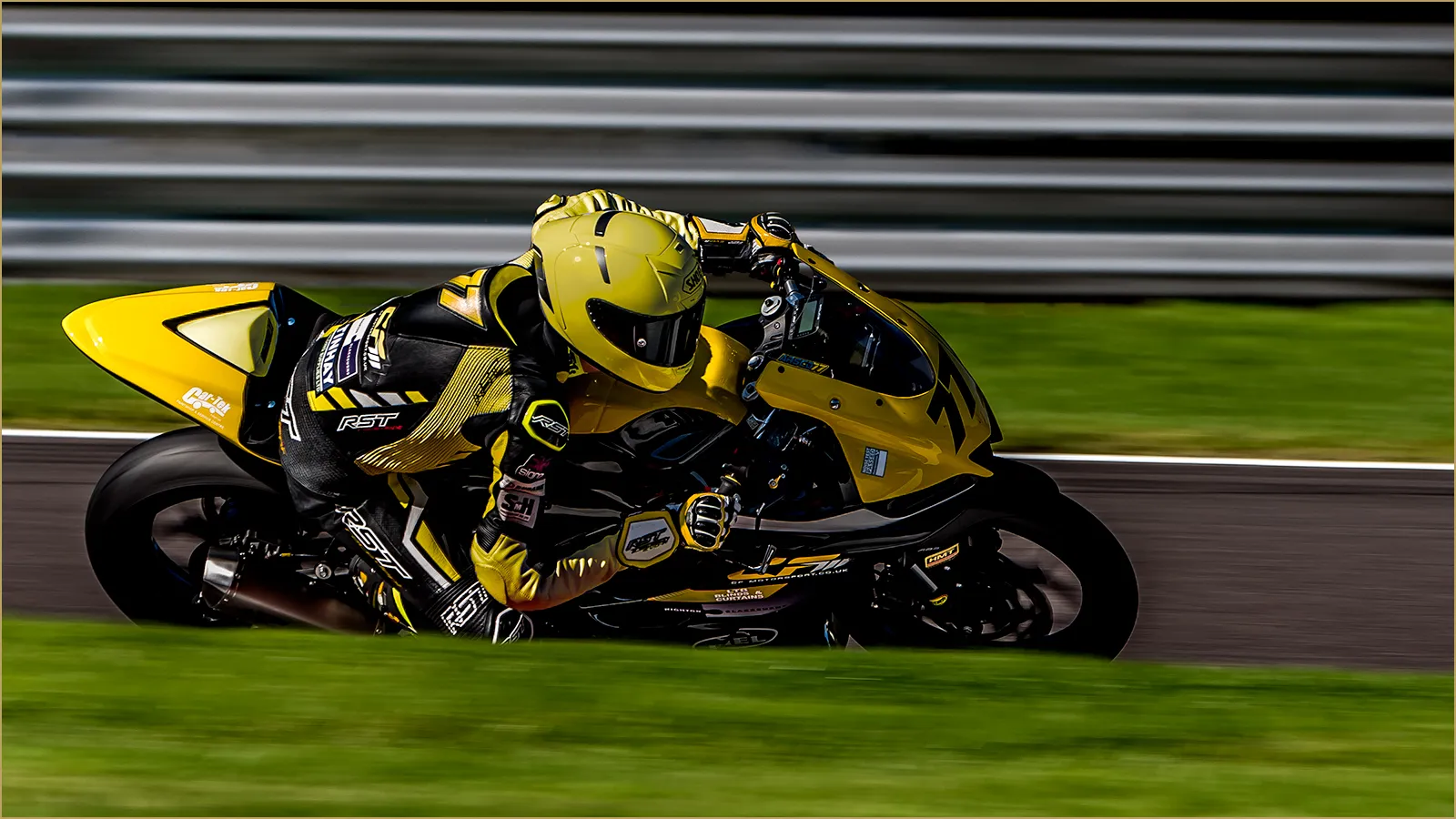 Panning - Photographing Moving Subjects (no ICM)