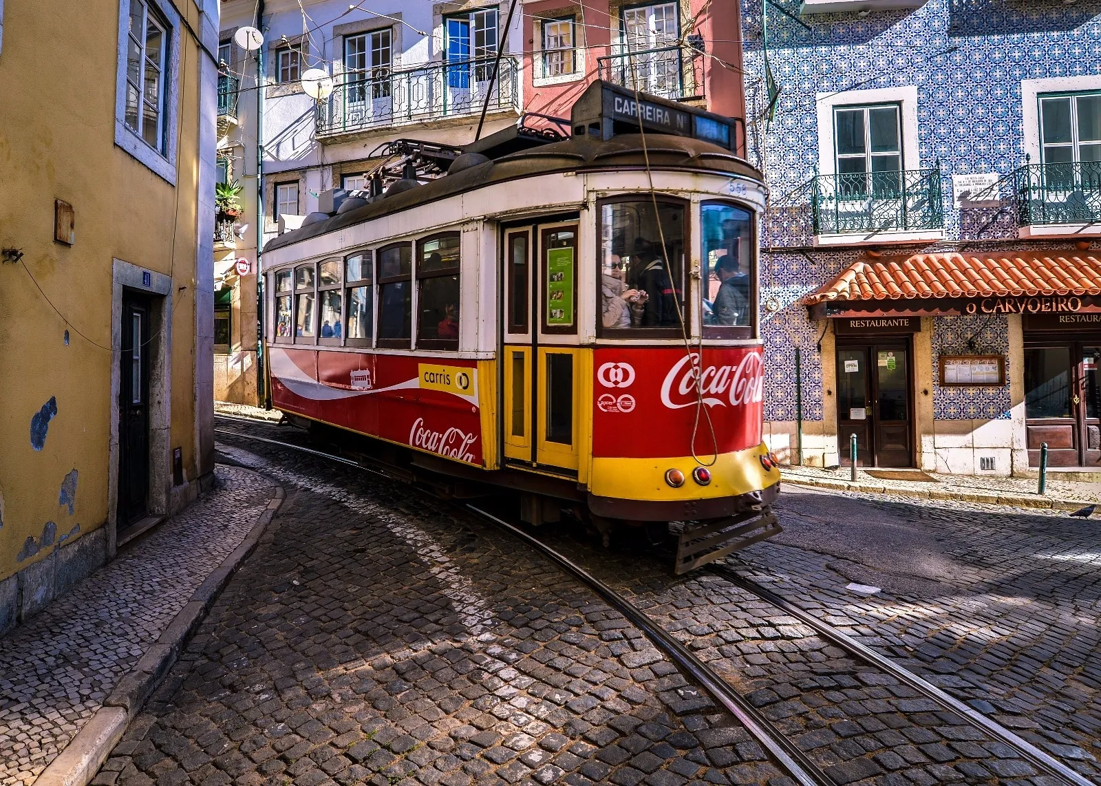 Trams on a Curve in the Track