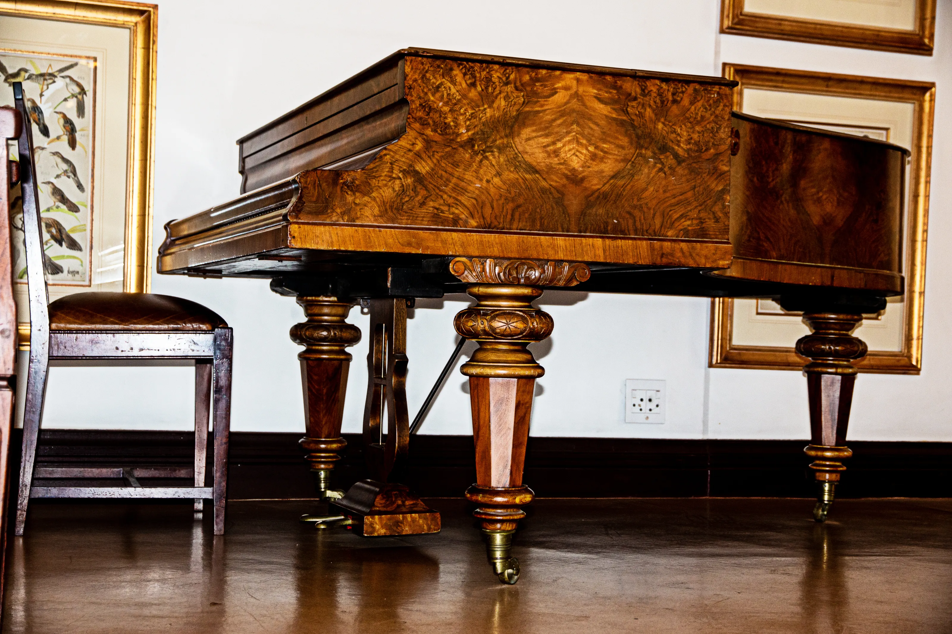 Pianos (in colour)
