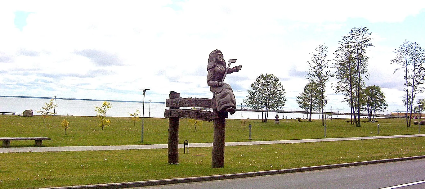 Wooden Statues in Public Spaces