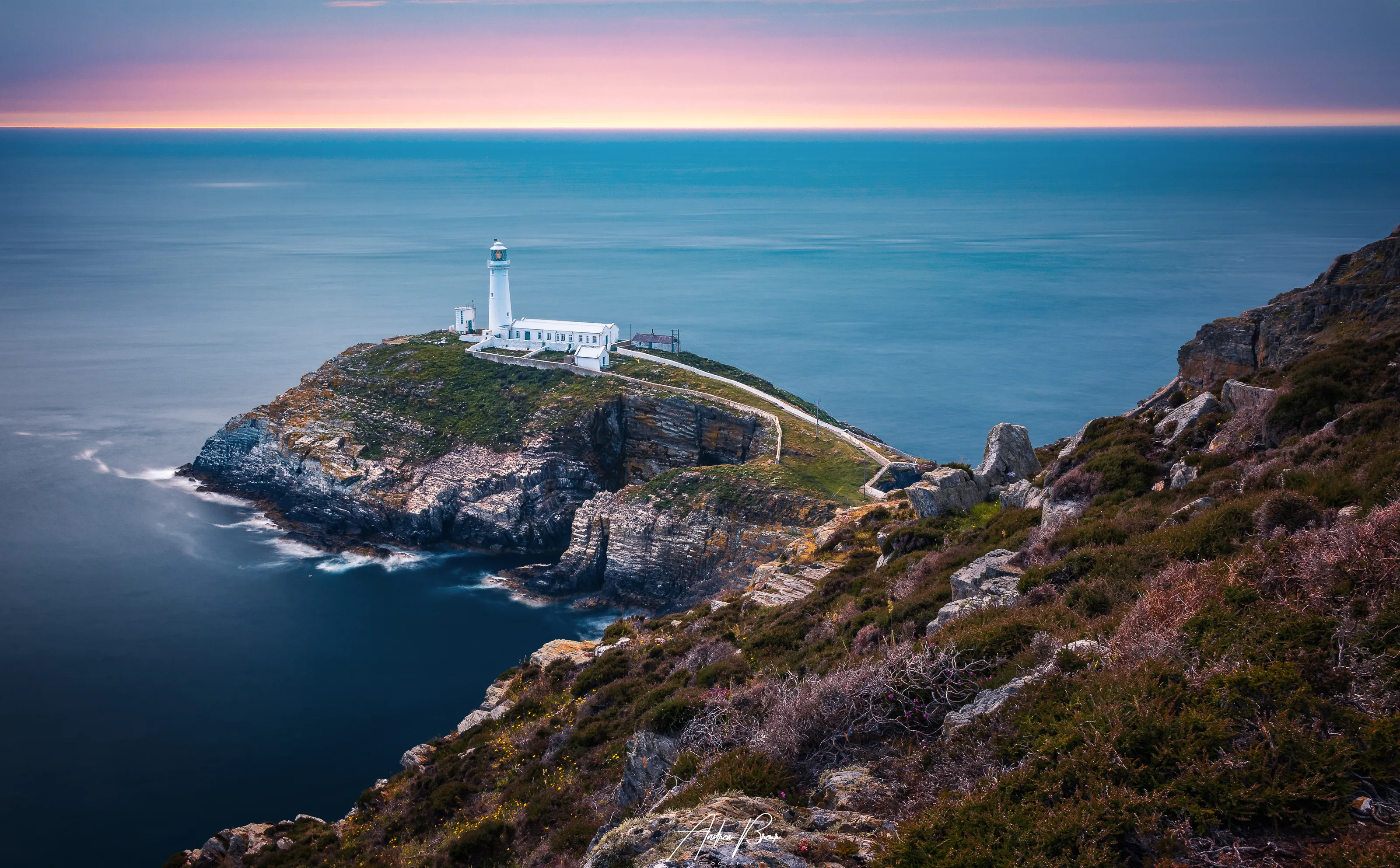 Lighthouses of UK and Ireland (no people/animals)