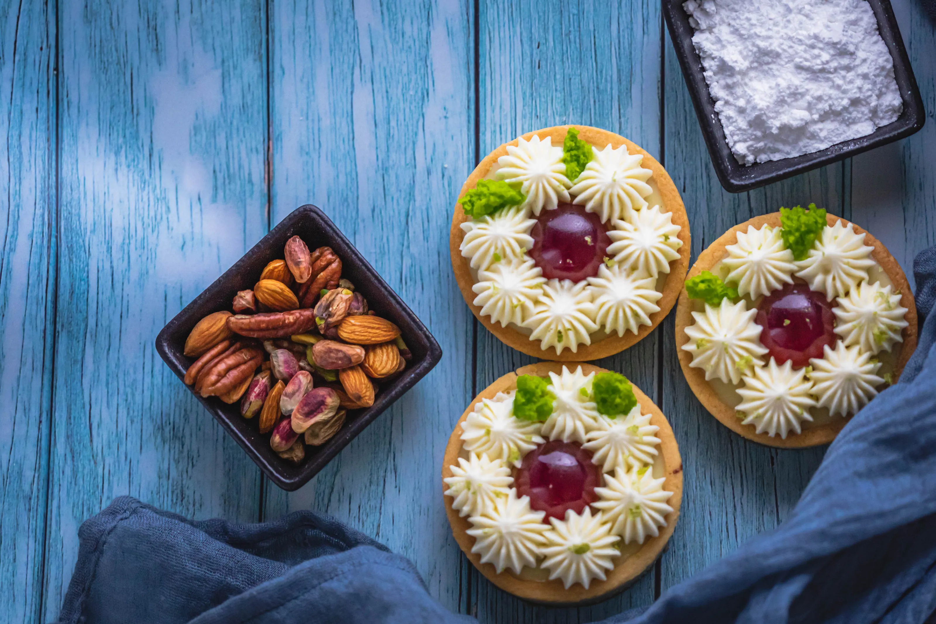 Pies and Tarts (in colour)