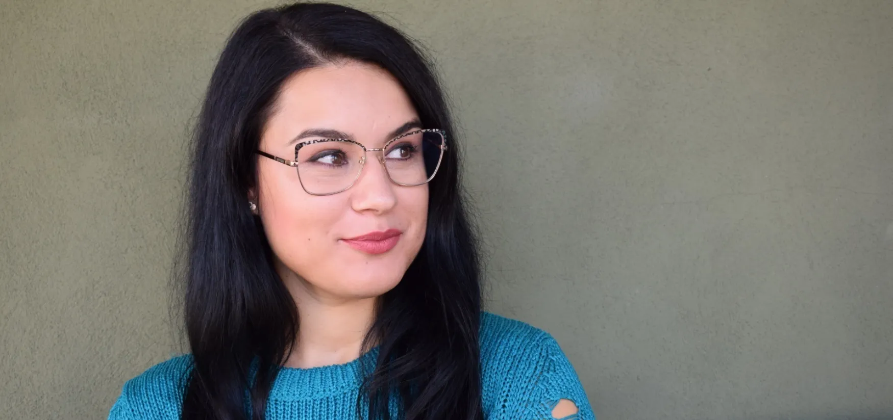 People Wearing Eyeglasses (adults only)