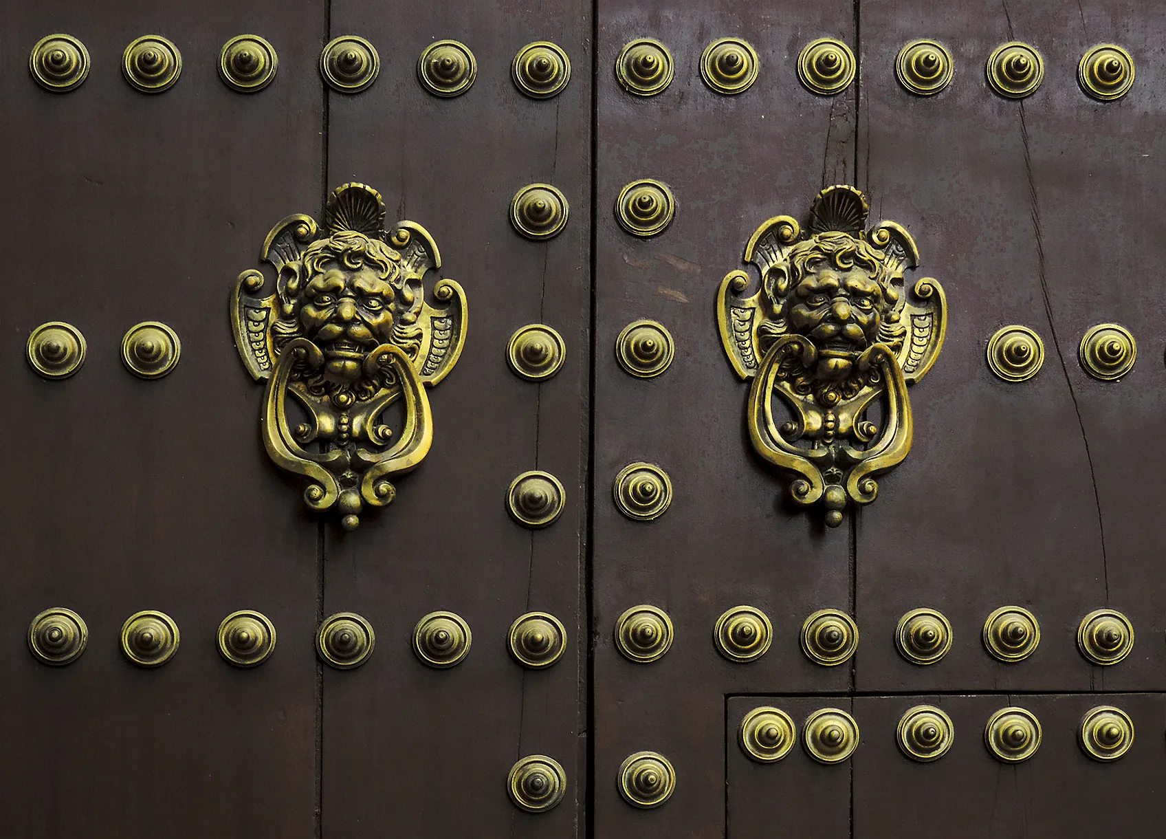 Door Knobs and Knockers
