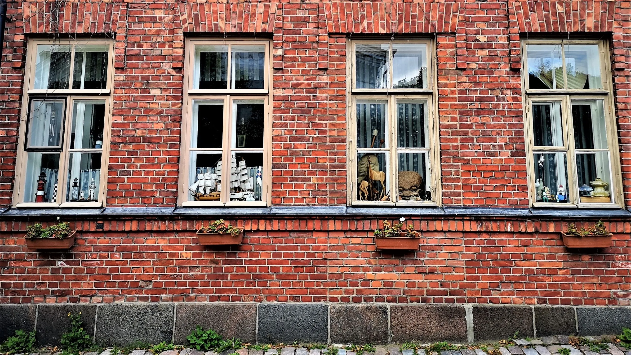 Two or More Windows From the Outside