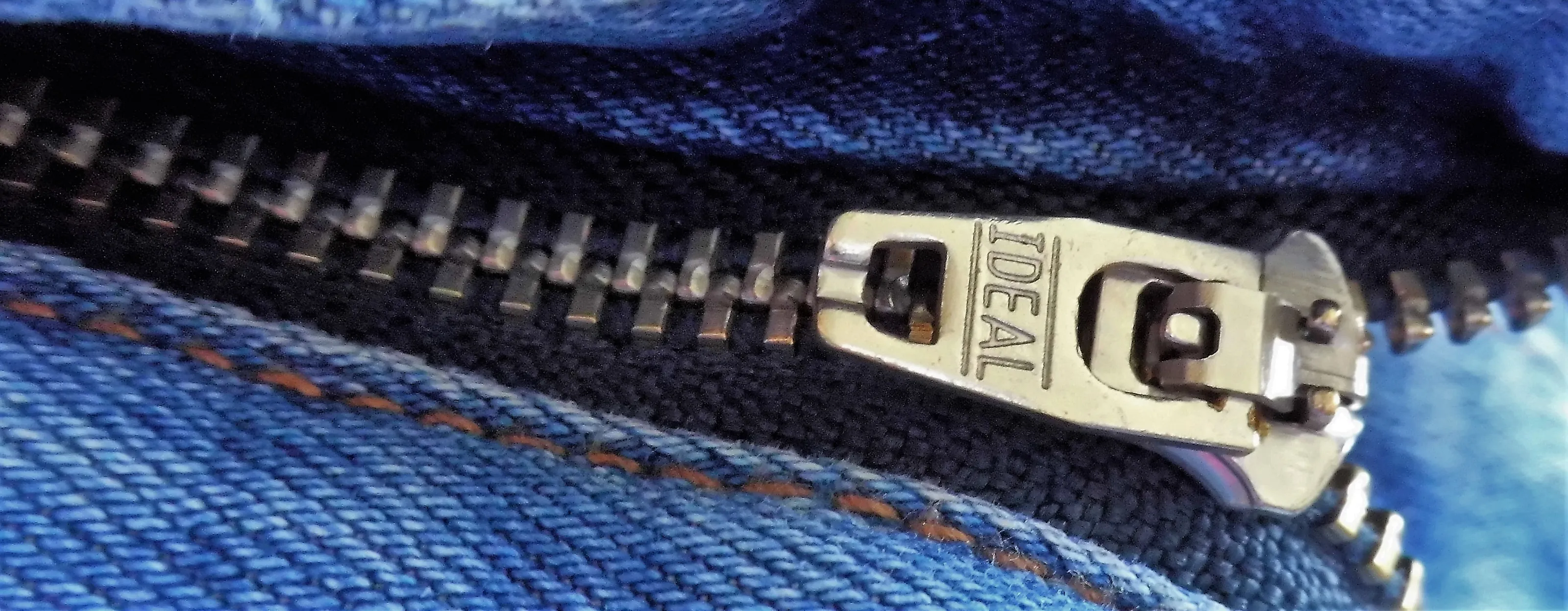 Zips