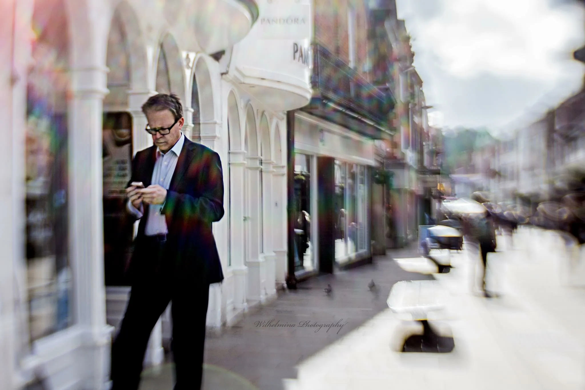 In-Camera Blur using Creative Lens or Freelensing