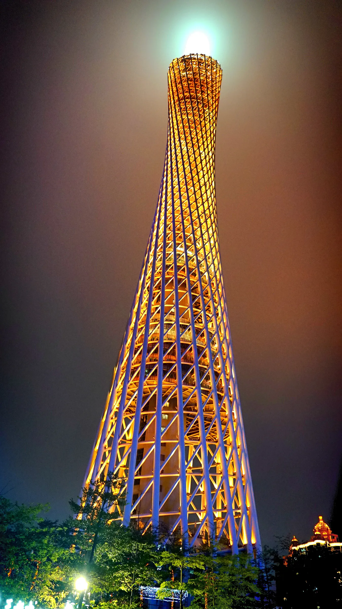 Very Tall Buildings (in colour)