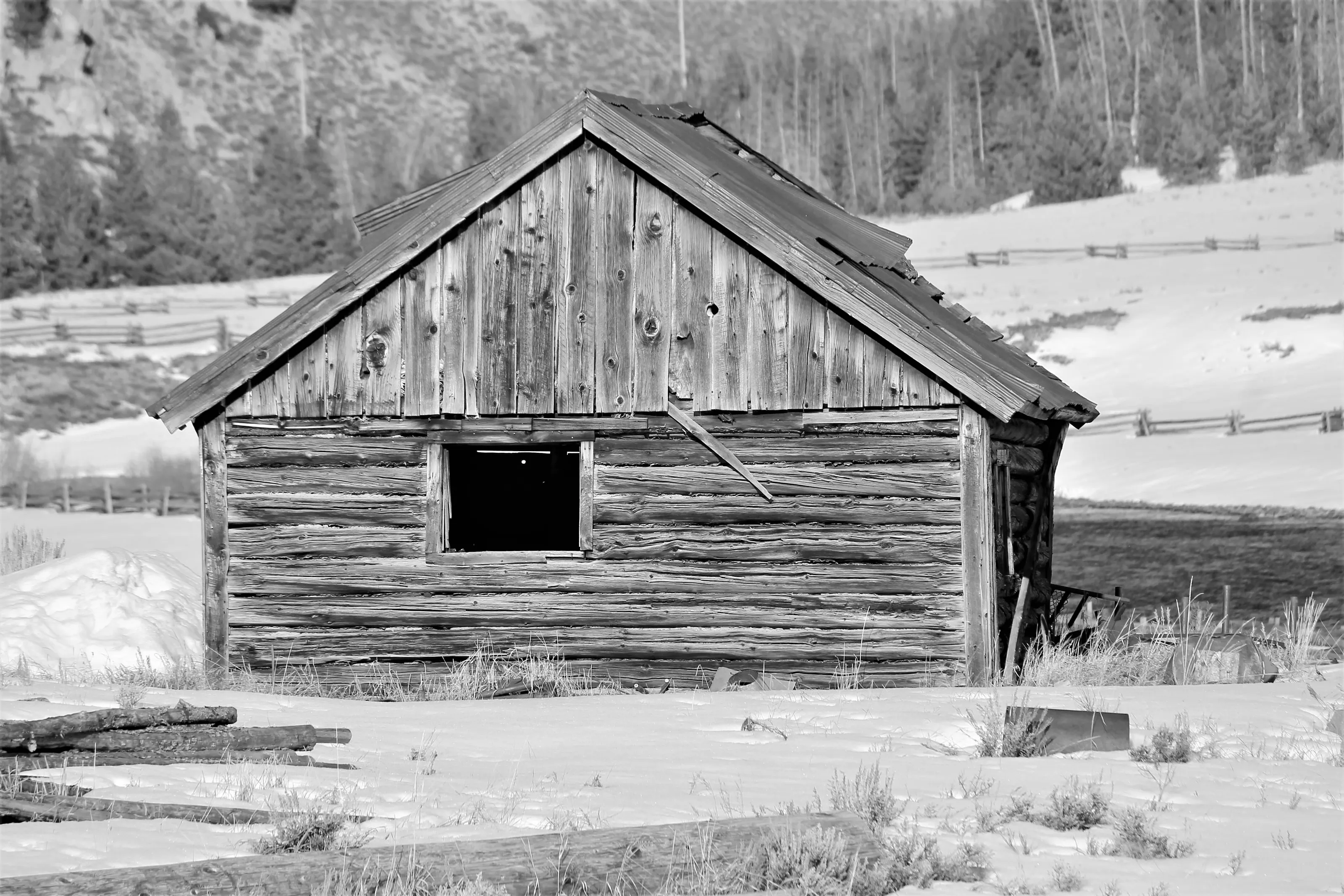 Cabins, Yurts and Lodges (exteriors only)