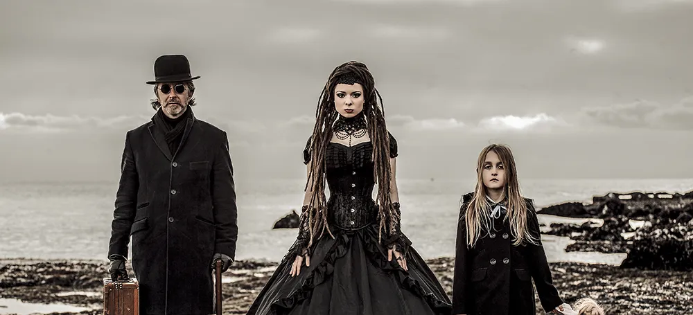 Gothic-Style People