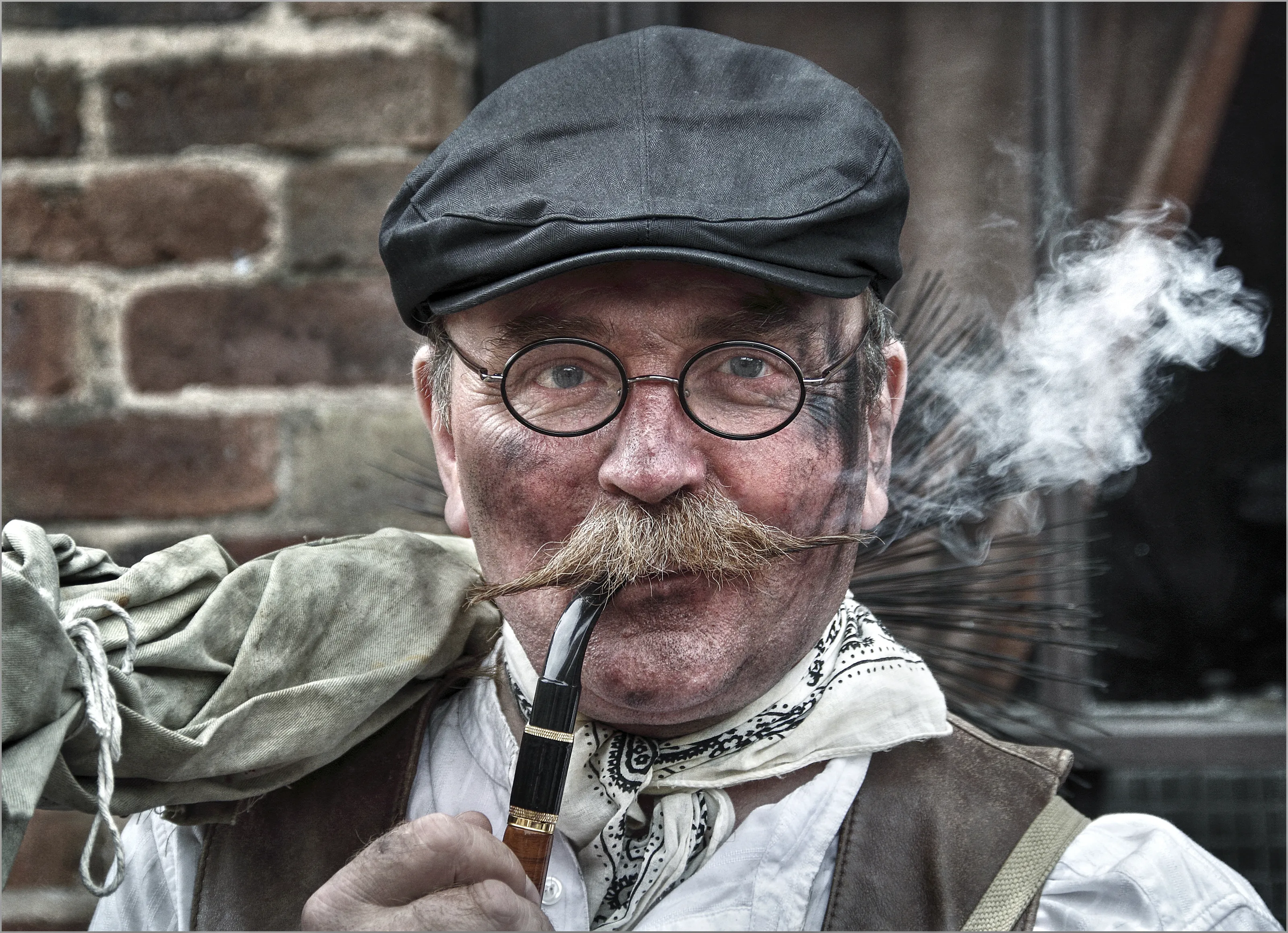 People Wearing Spectacles (no sunglasses)