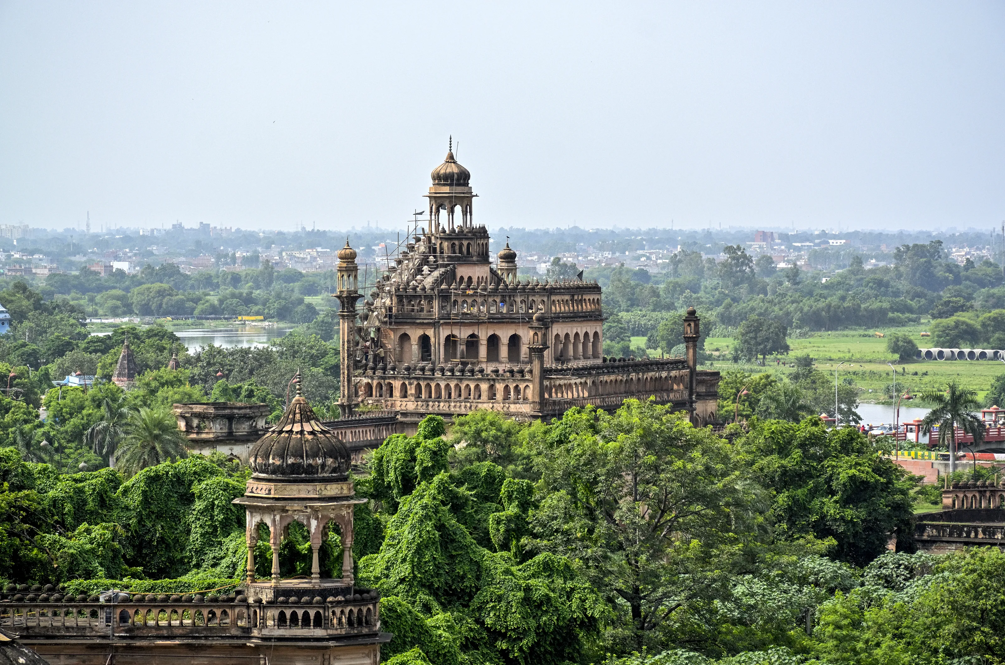 Monuments of India (in colour)
