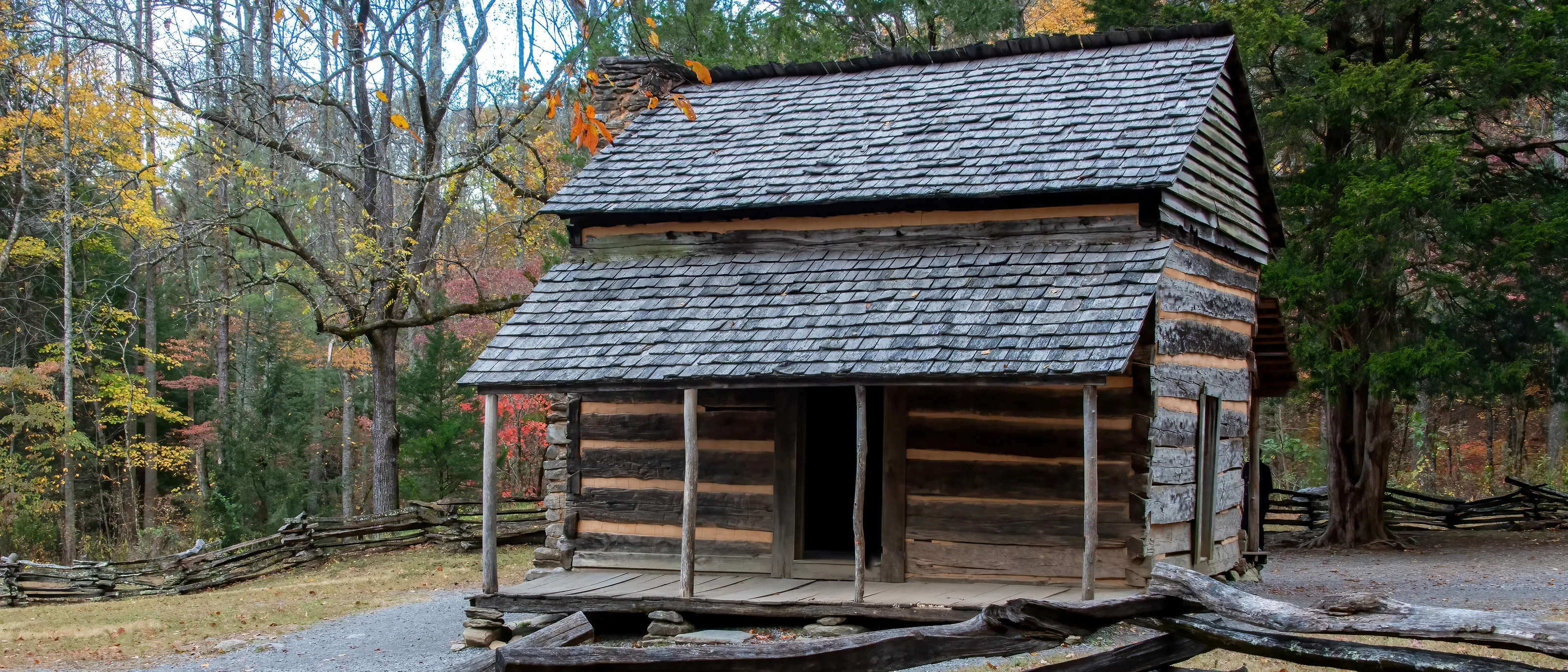 Rustic Log Buildings