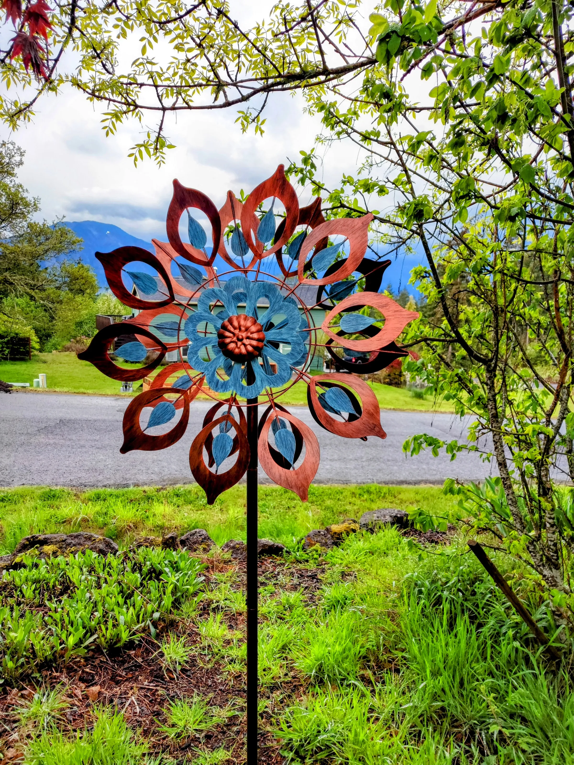 Garden and Yard Decorations