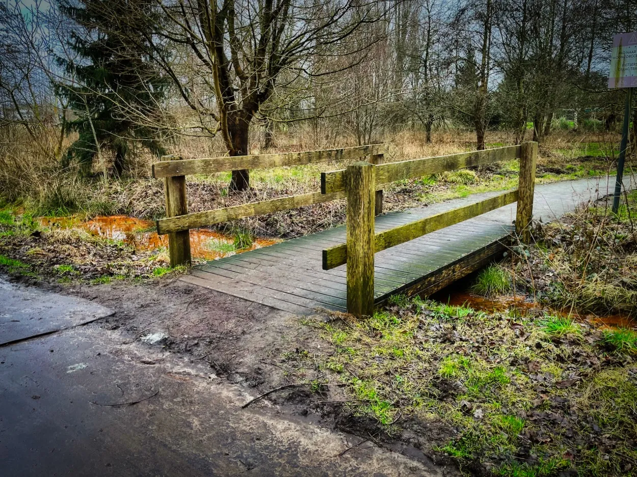 Small Wooden Footbridges (in colour)