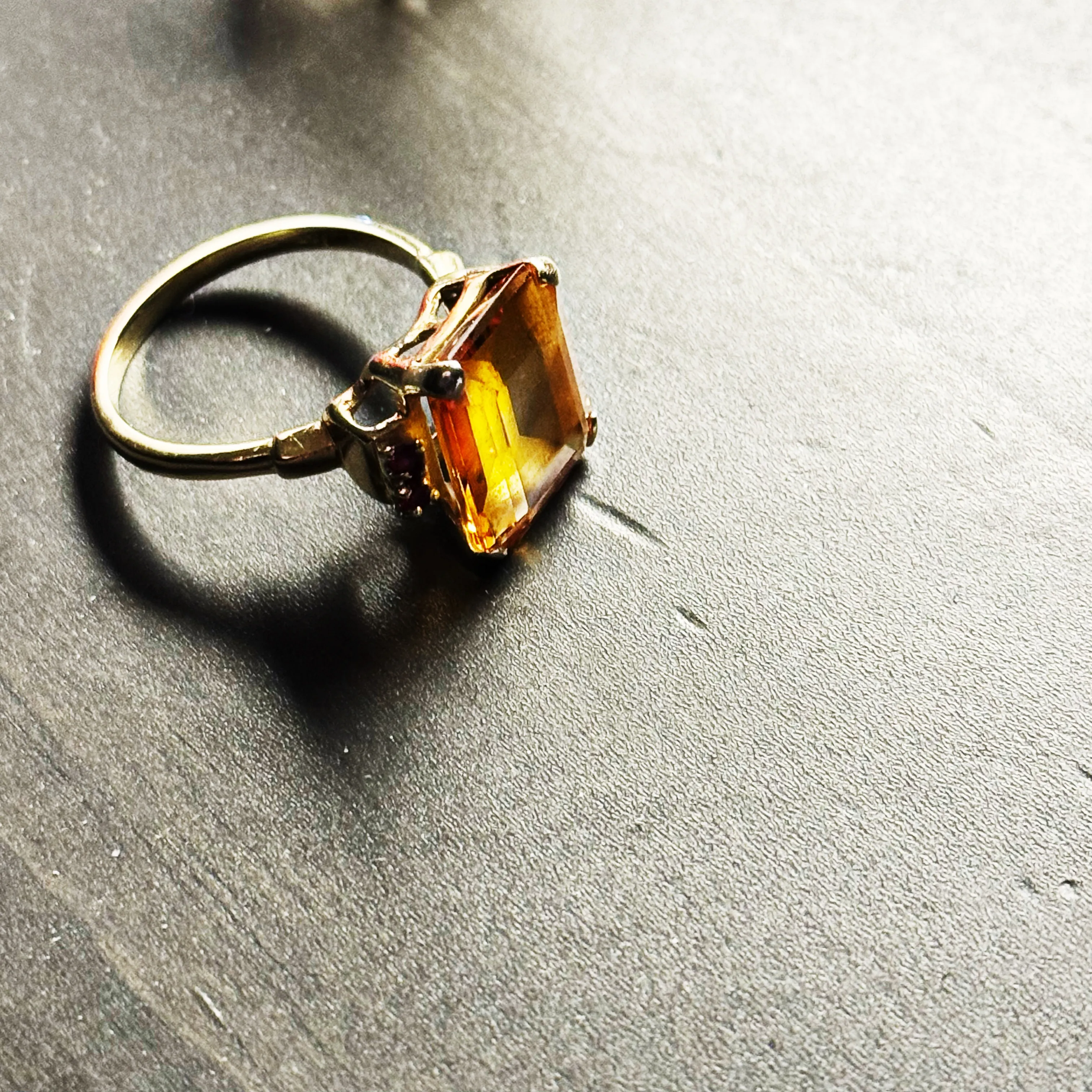 A Single Piece of Jewellery (in colour)