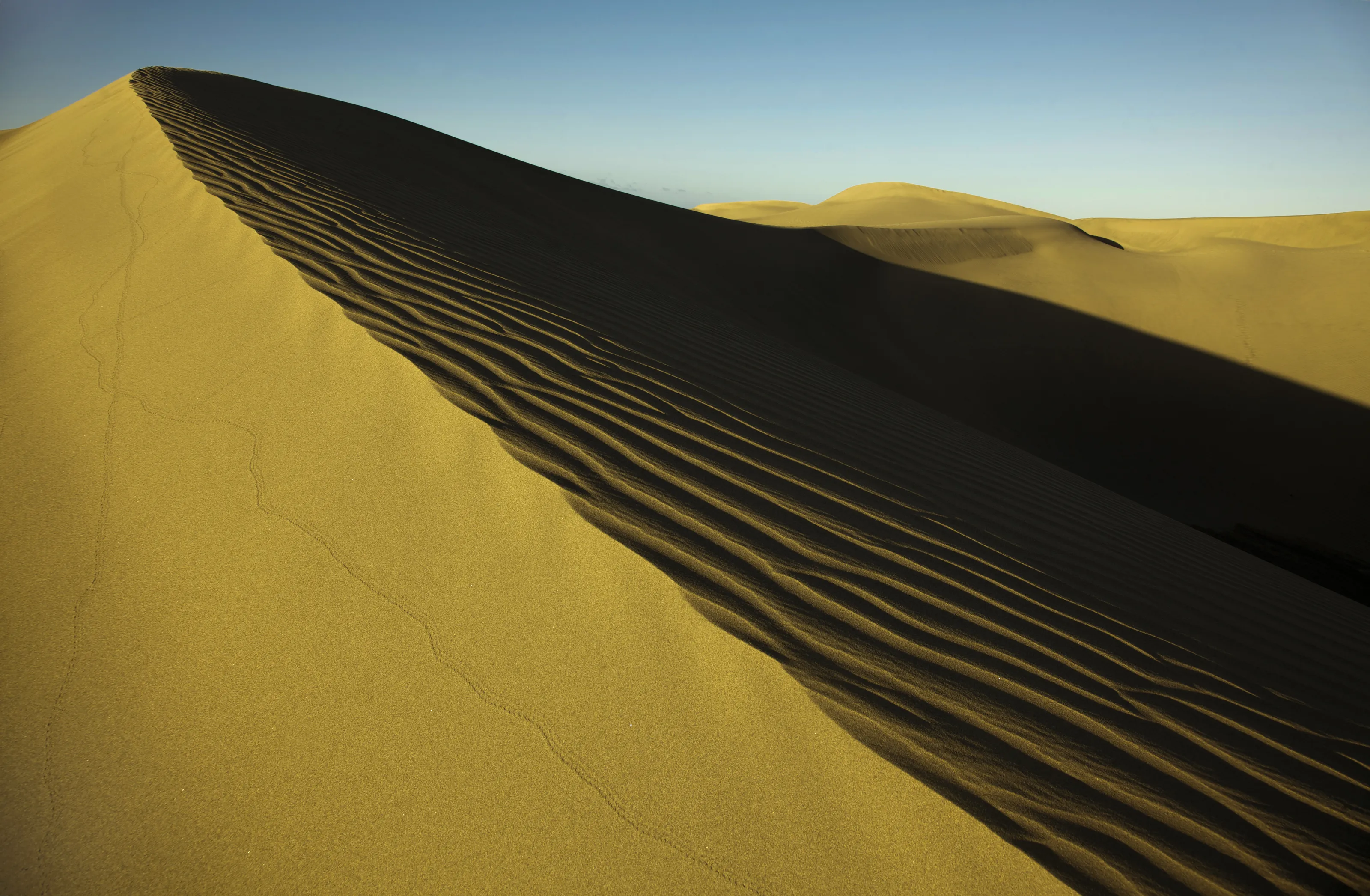 Sand (no sea/ocean)