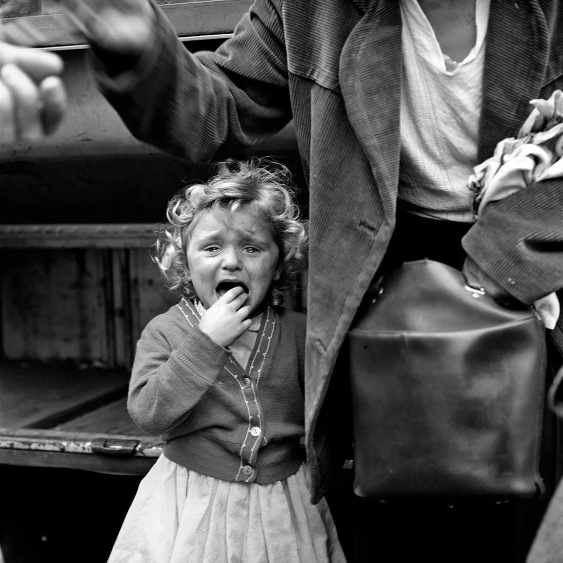 How to Shoot Like Vivian Maier