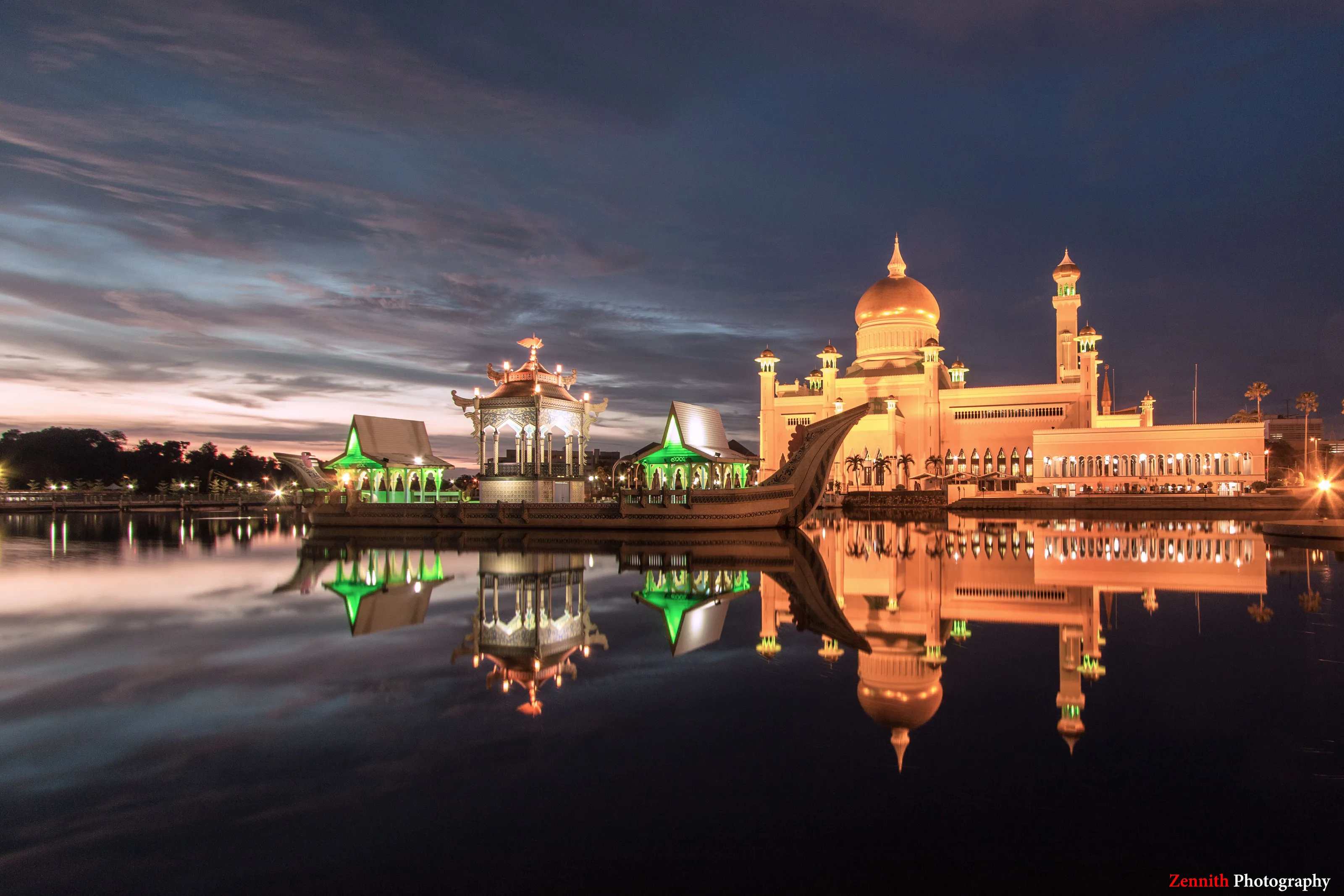 Sultan Omar Ali Saifuddien Mosque