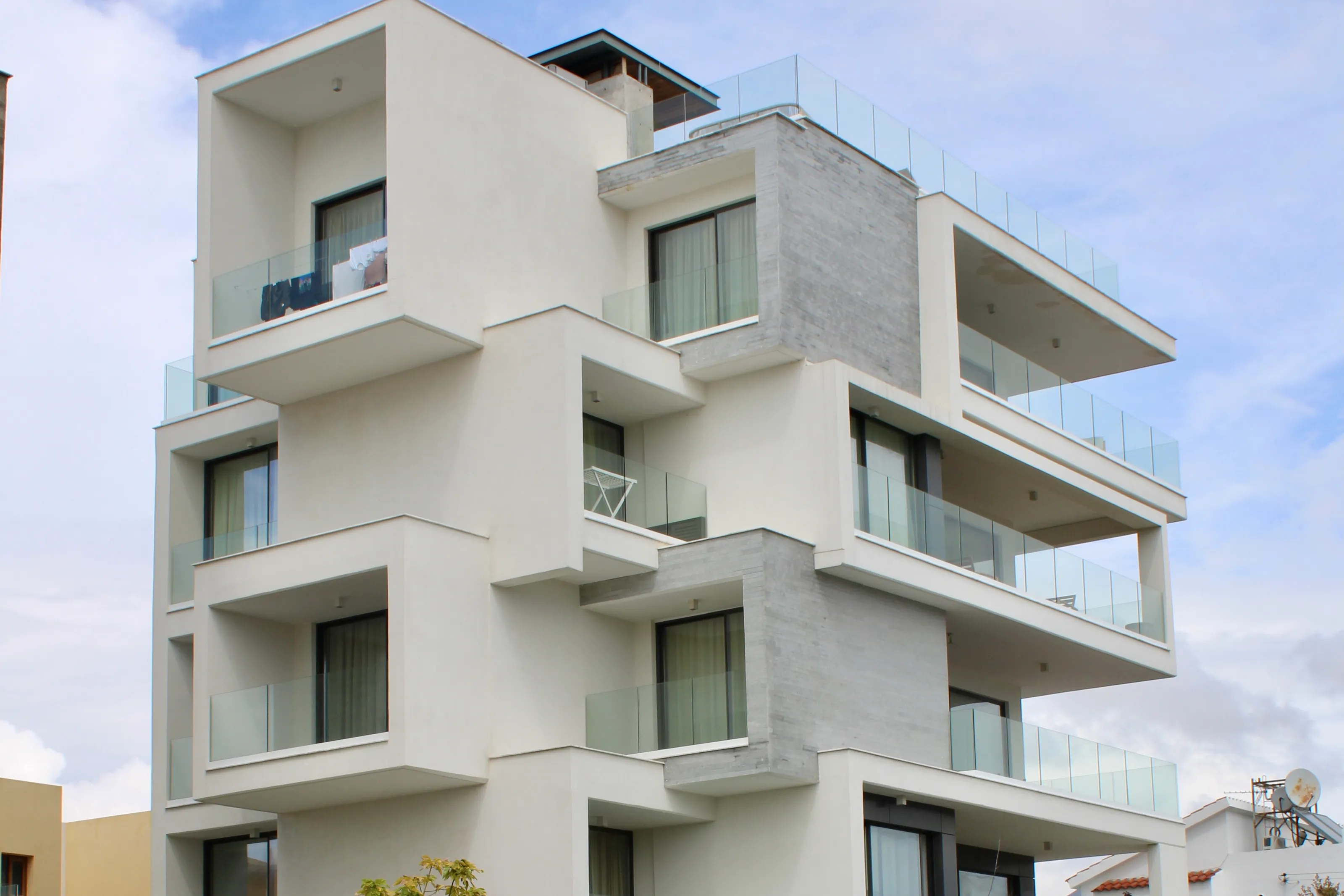 Modern Low-Rise Apartment Buildings (in colour)