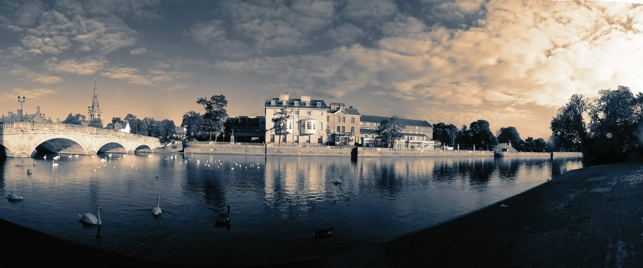 The Bedford Embankment
