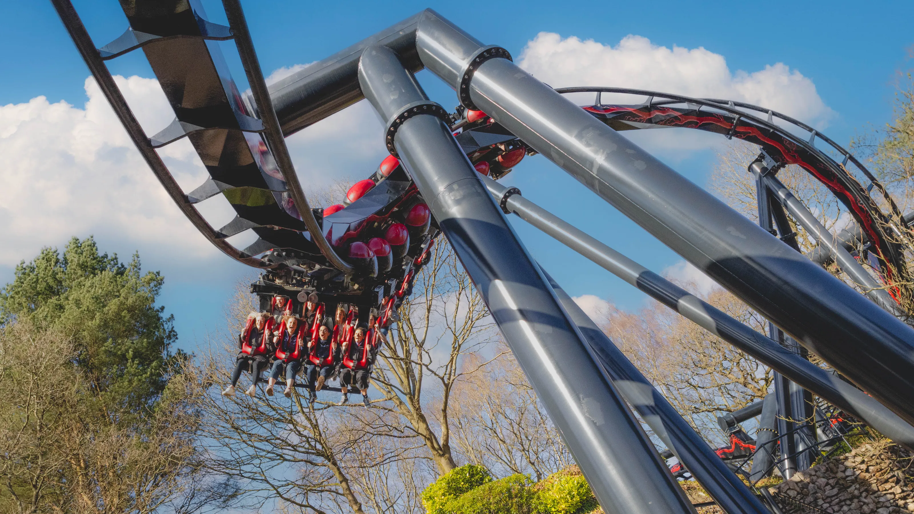 Nemesis Reborns Corkscrew | Alton Towers Resort