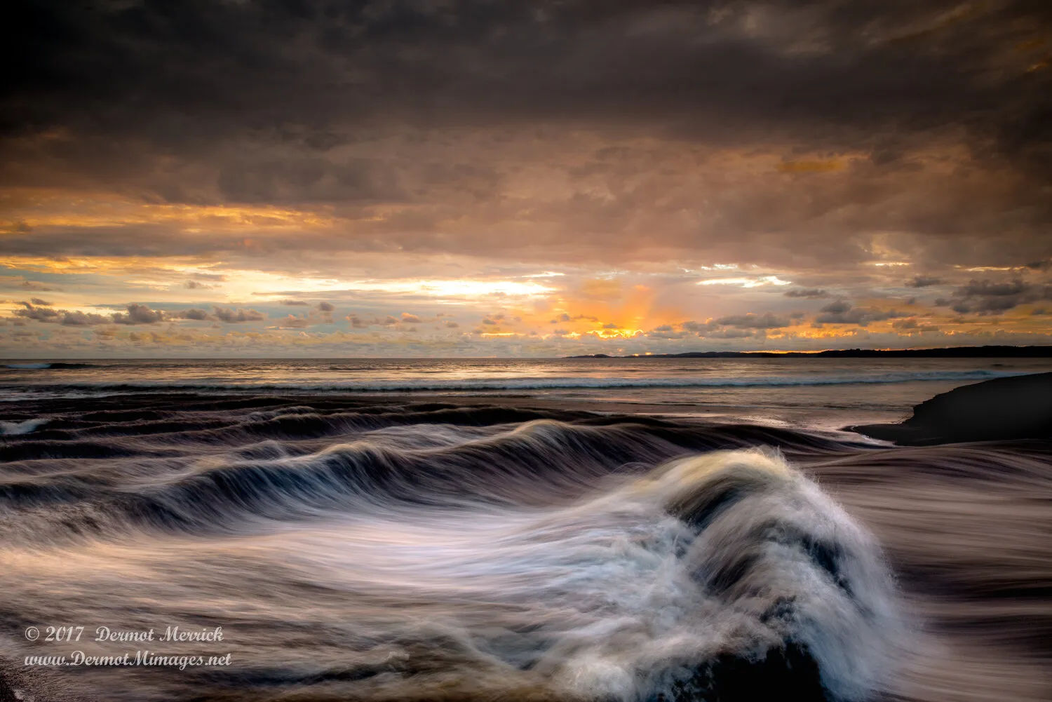 Racing Wave