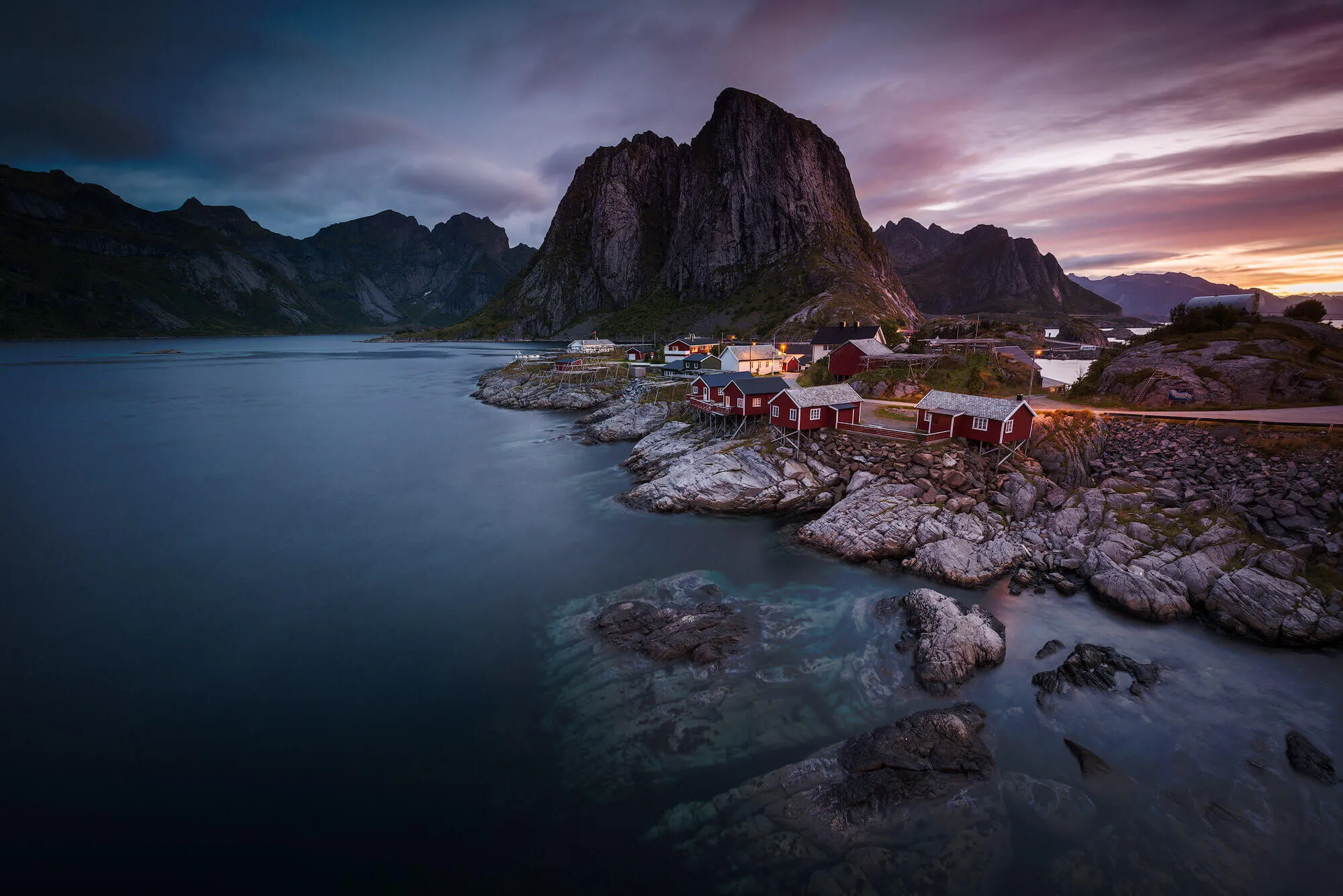 Hamnoy Dawn