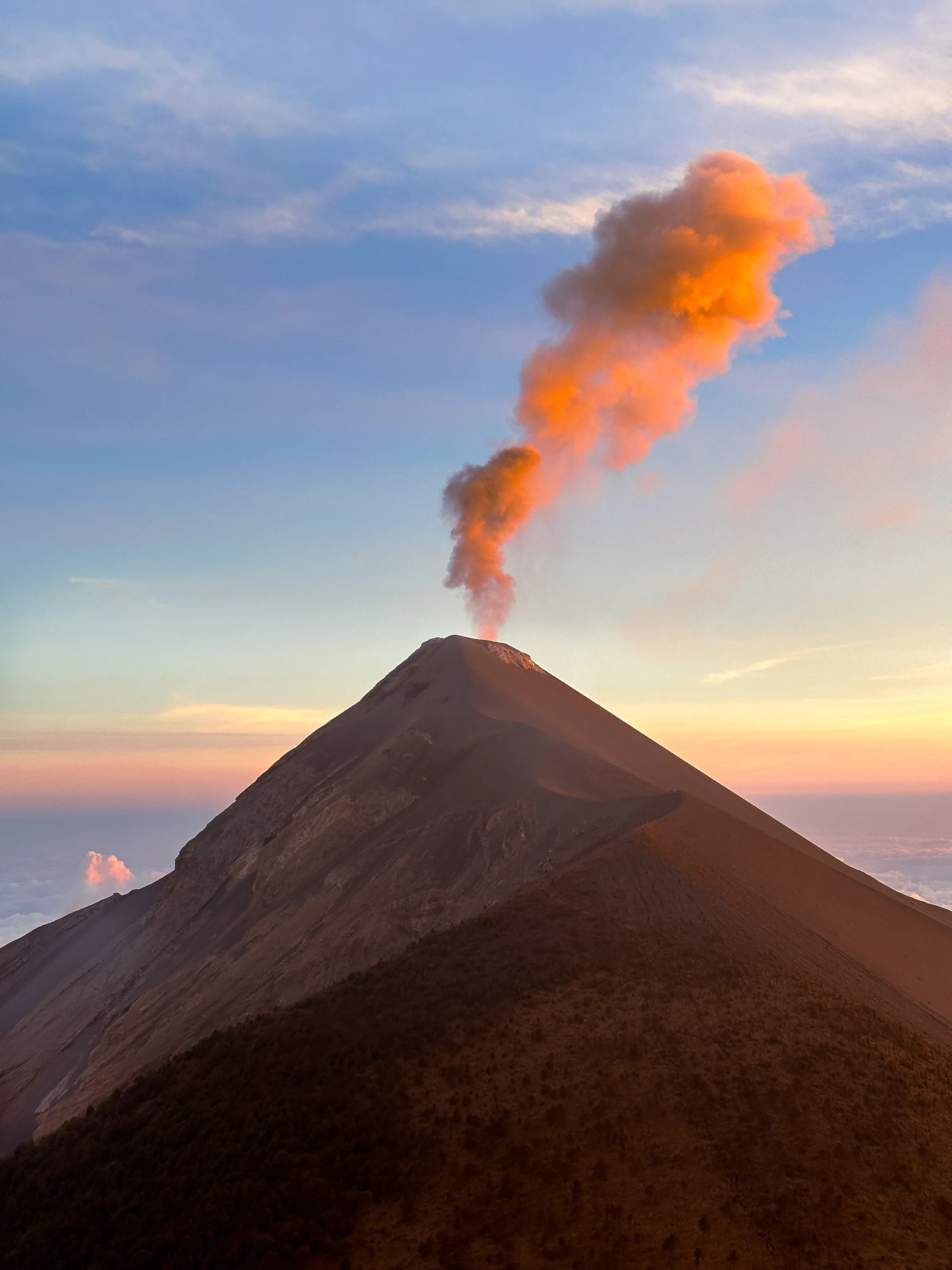 Volcán de Fuego at Sunset, Guatemala