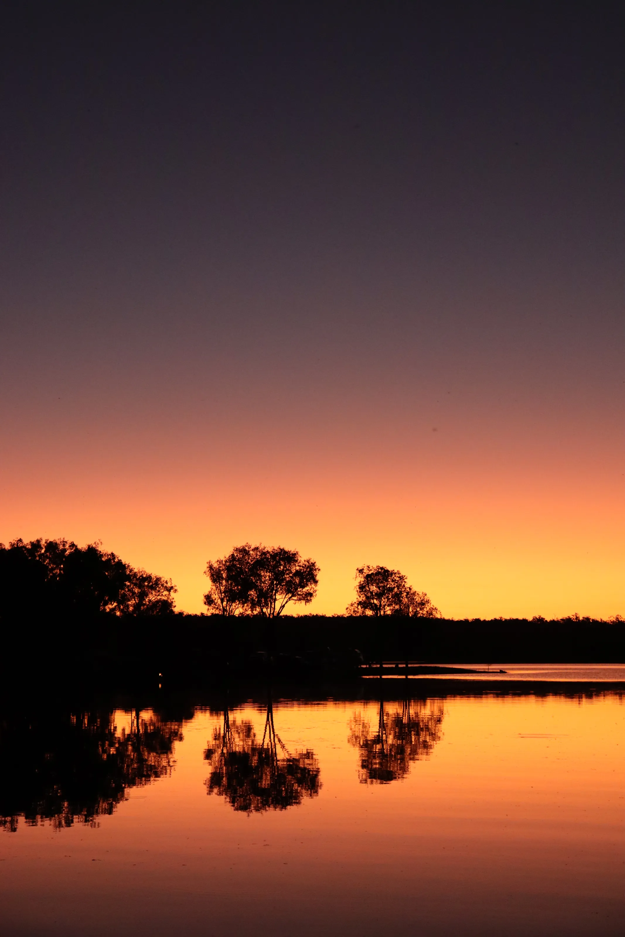 Boondooma Dam#Sunse