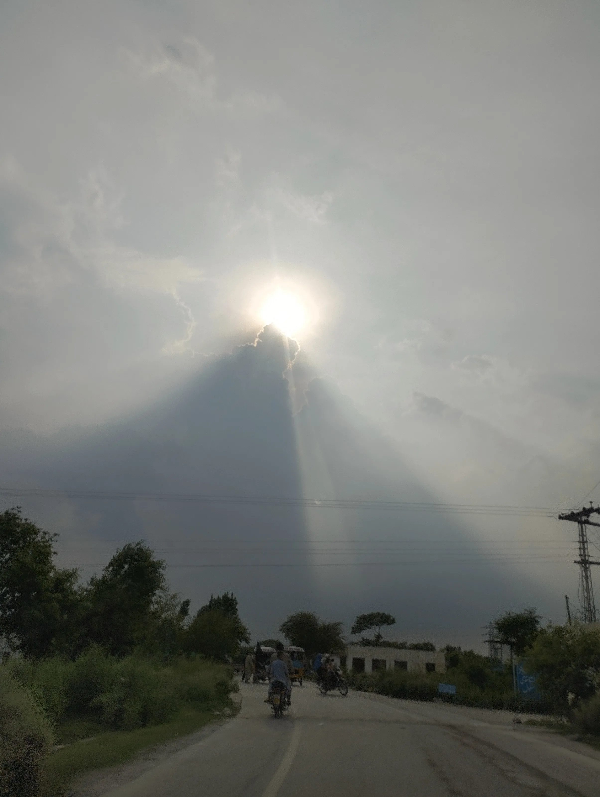 Pyramidal Sun