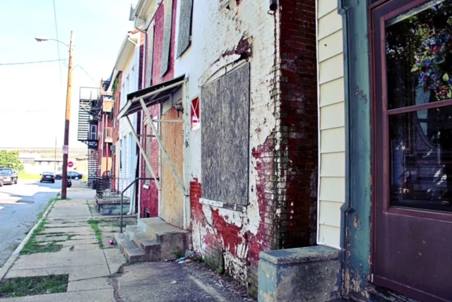Urban Housing Decline